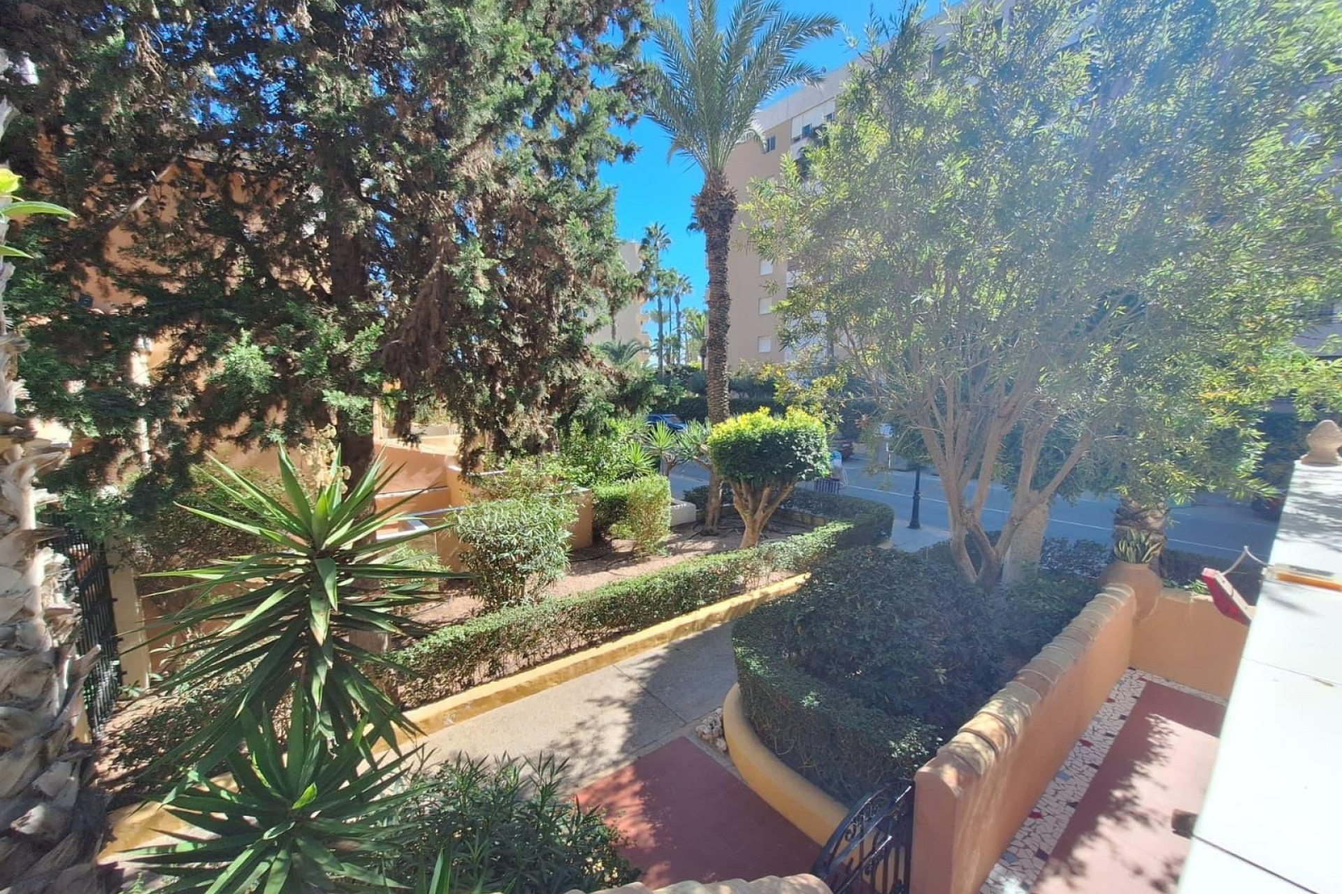Te koop - Apartamento -
Torrevieja - Los Frutales
