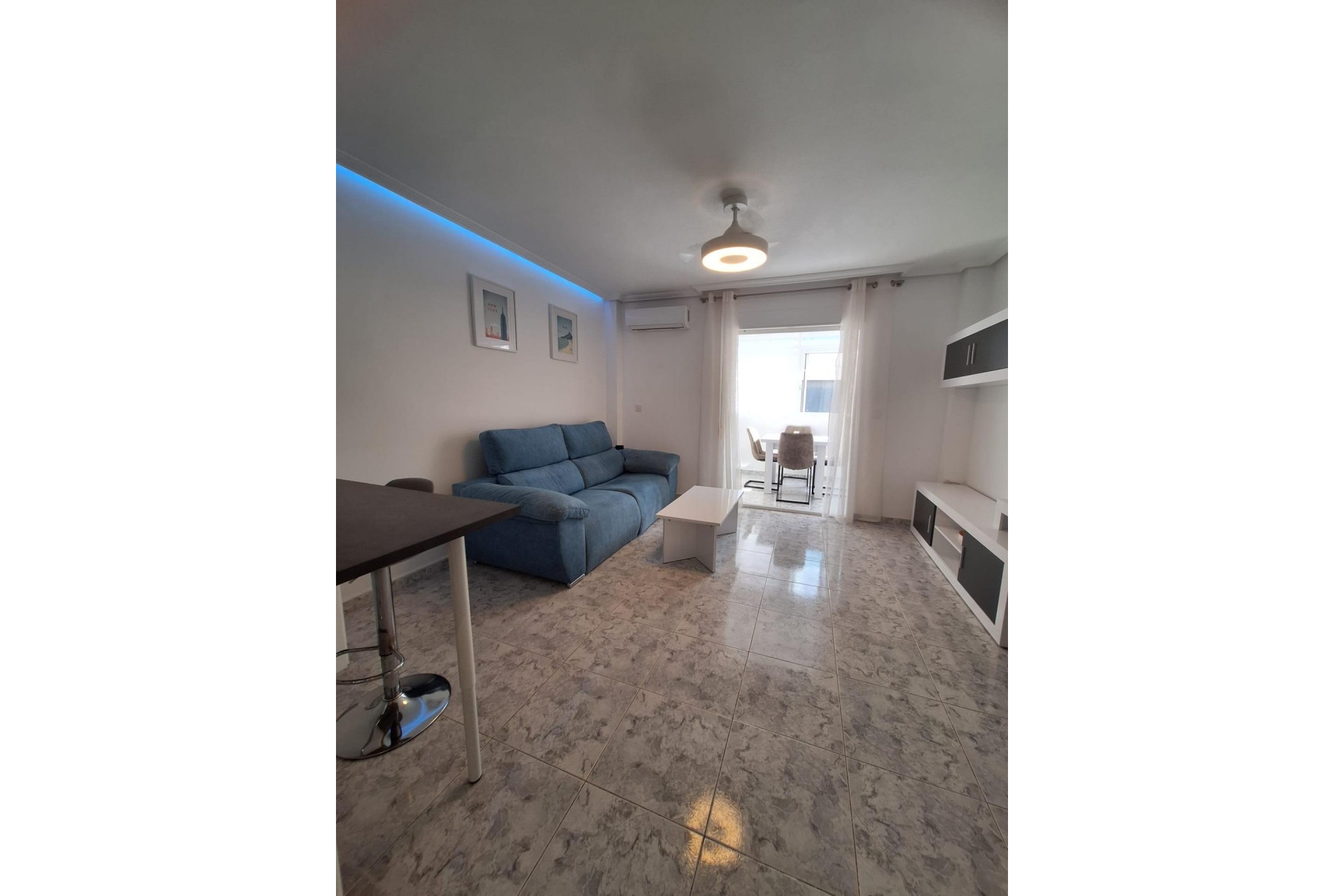 Te koop - Apartamento -
Torrevieja - Nueva Torrevieja