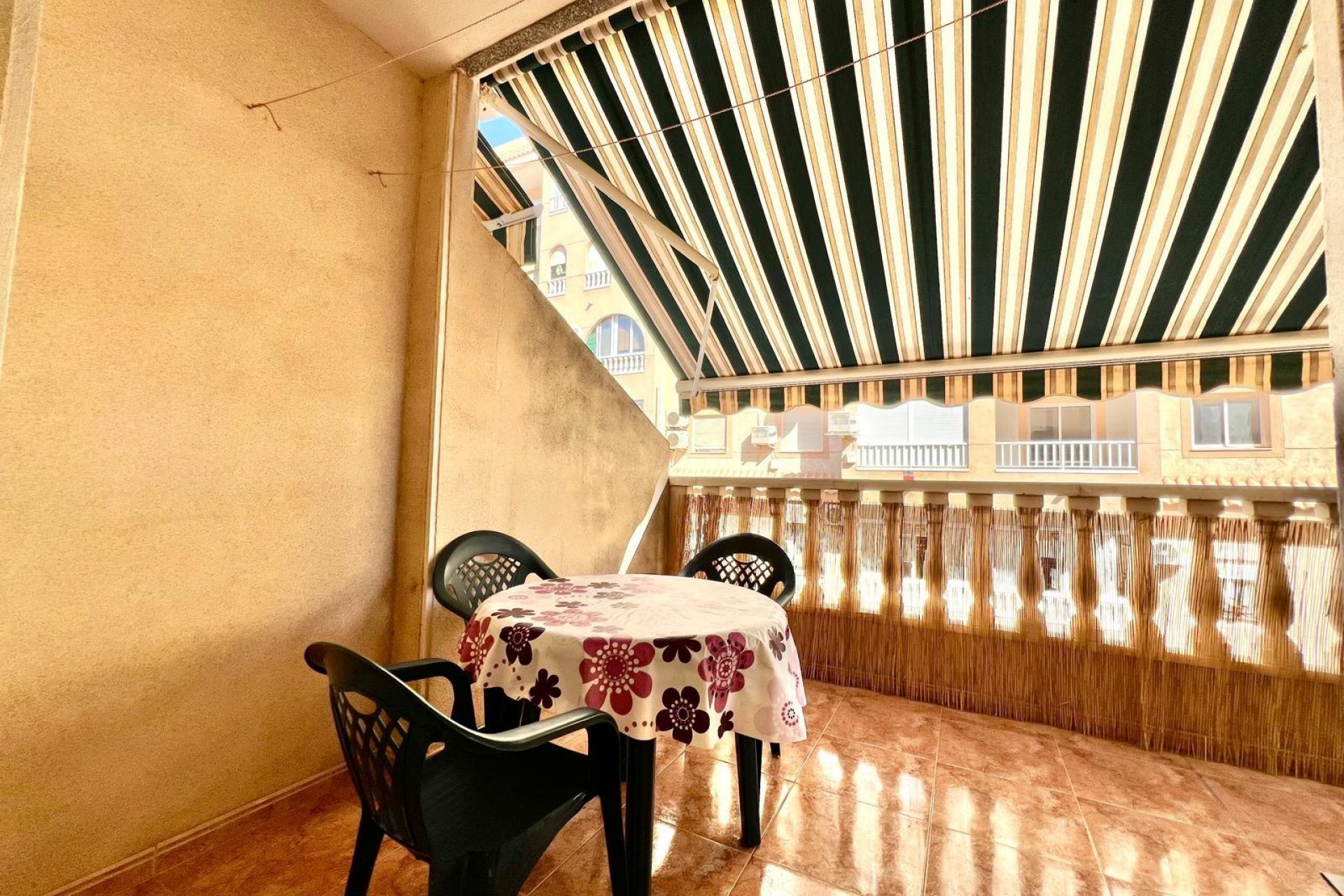 Te koop - Apartamento -
Torrevieja - Parque de las Naciones