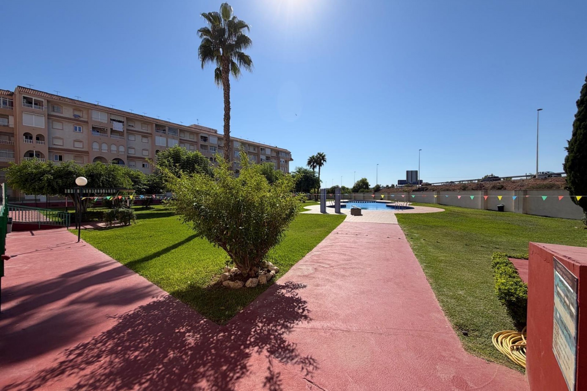 Te koop - Apartamento -
Torrevieja - Parque de las Naciones
