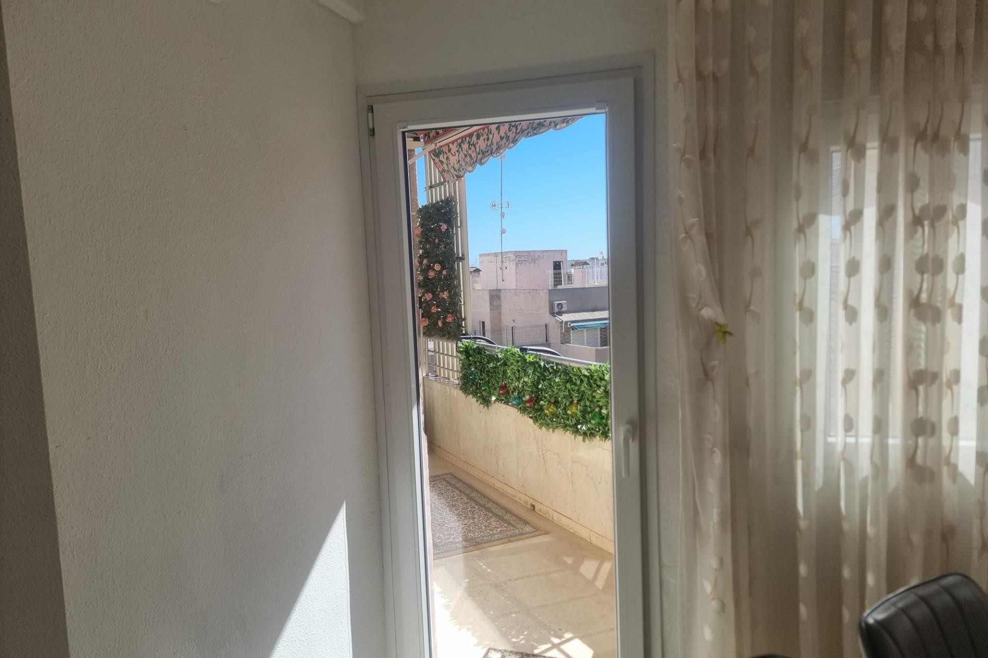 Te koop - Apartamento -
Torrevieja - Playa de los locos