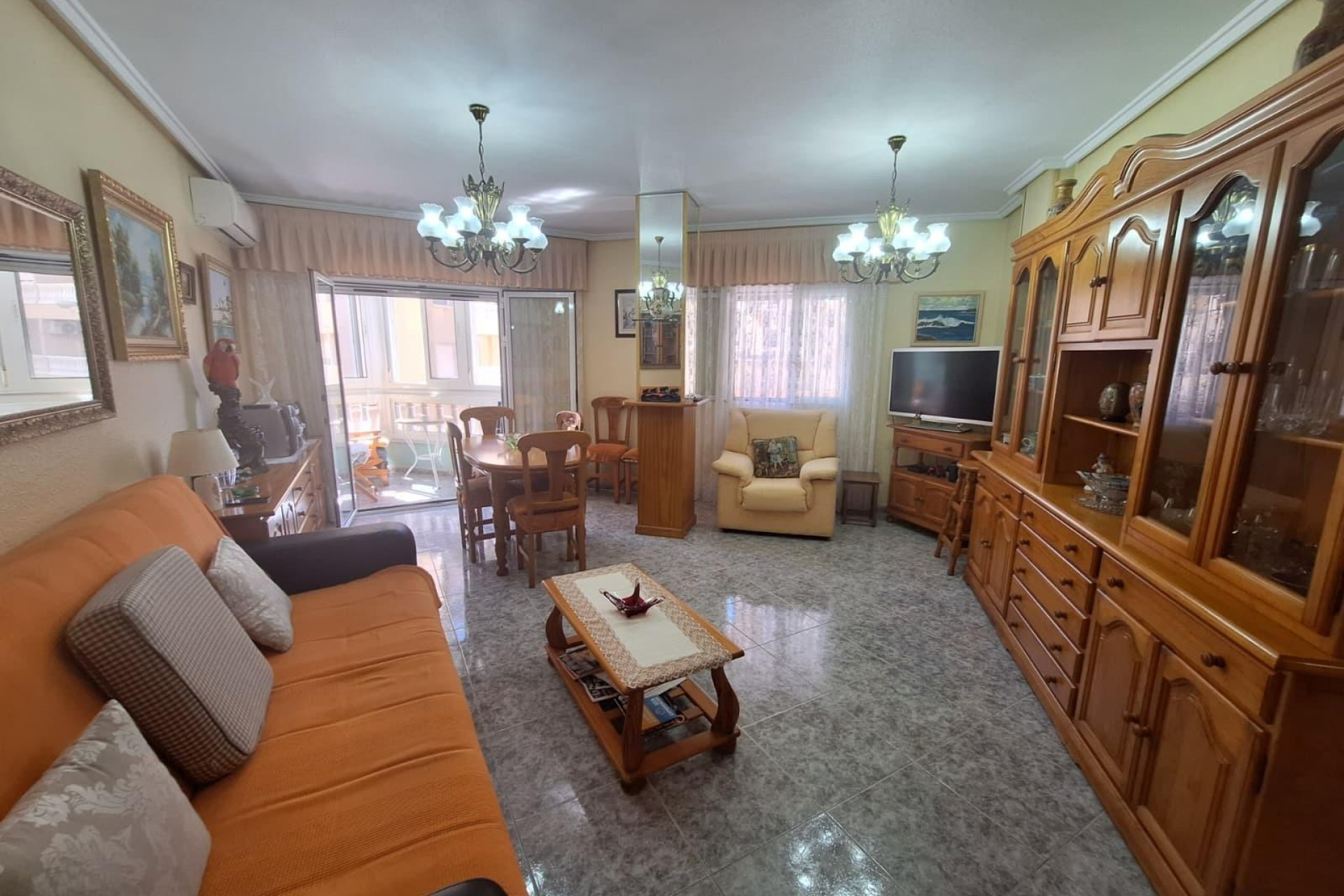 Te koop - Apartamento -
Torrevieja - Playa de los locos