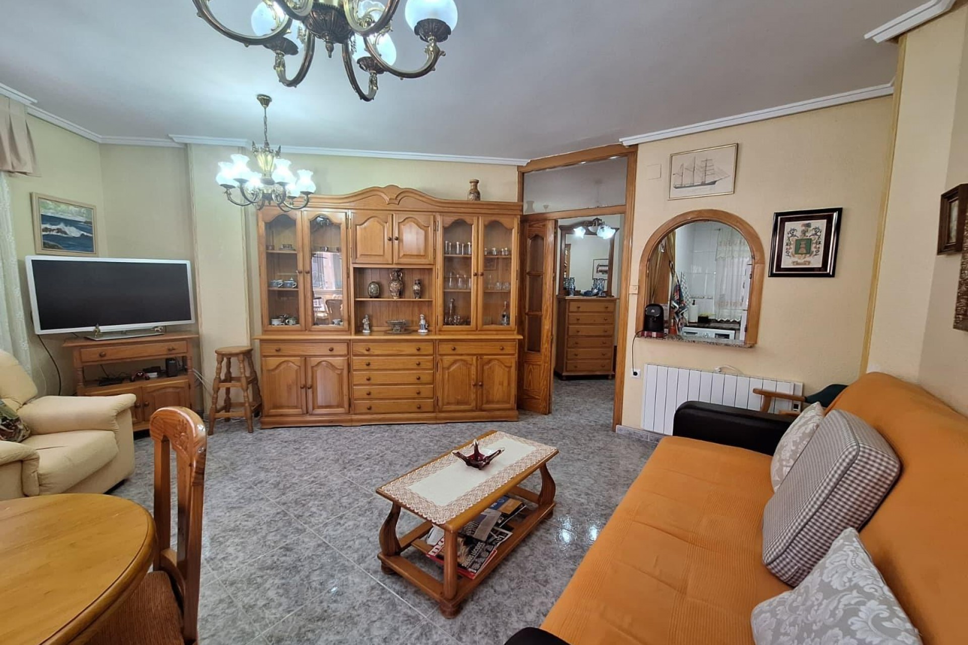 Te koop - Apartamento -
Torrevieja - Playa de los locos