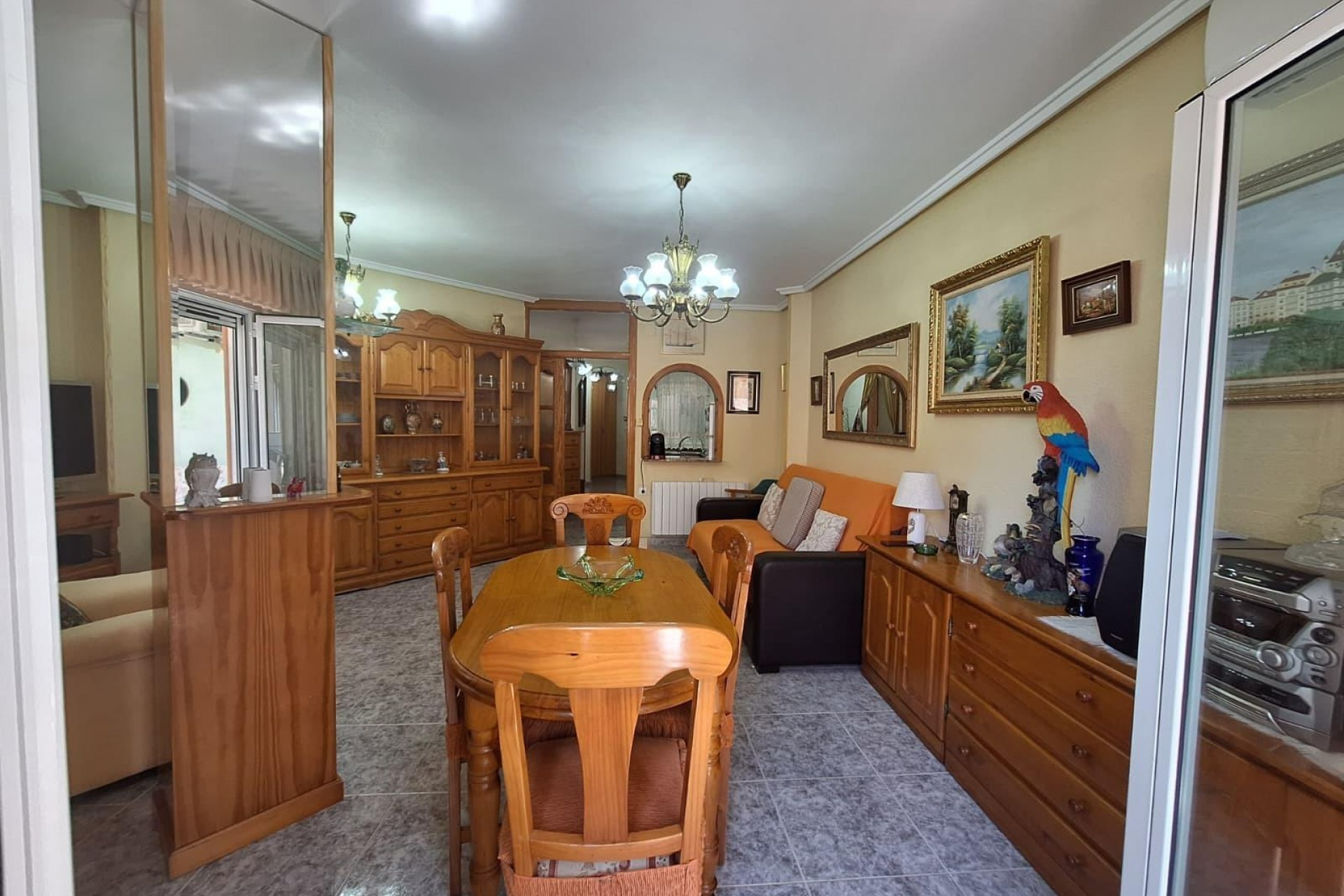 Te koop - Apartamento -
Torrevieja - Playa de los locos