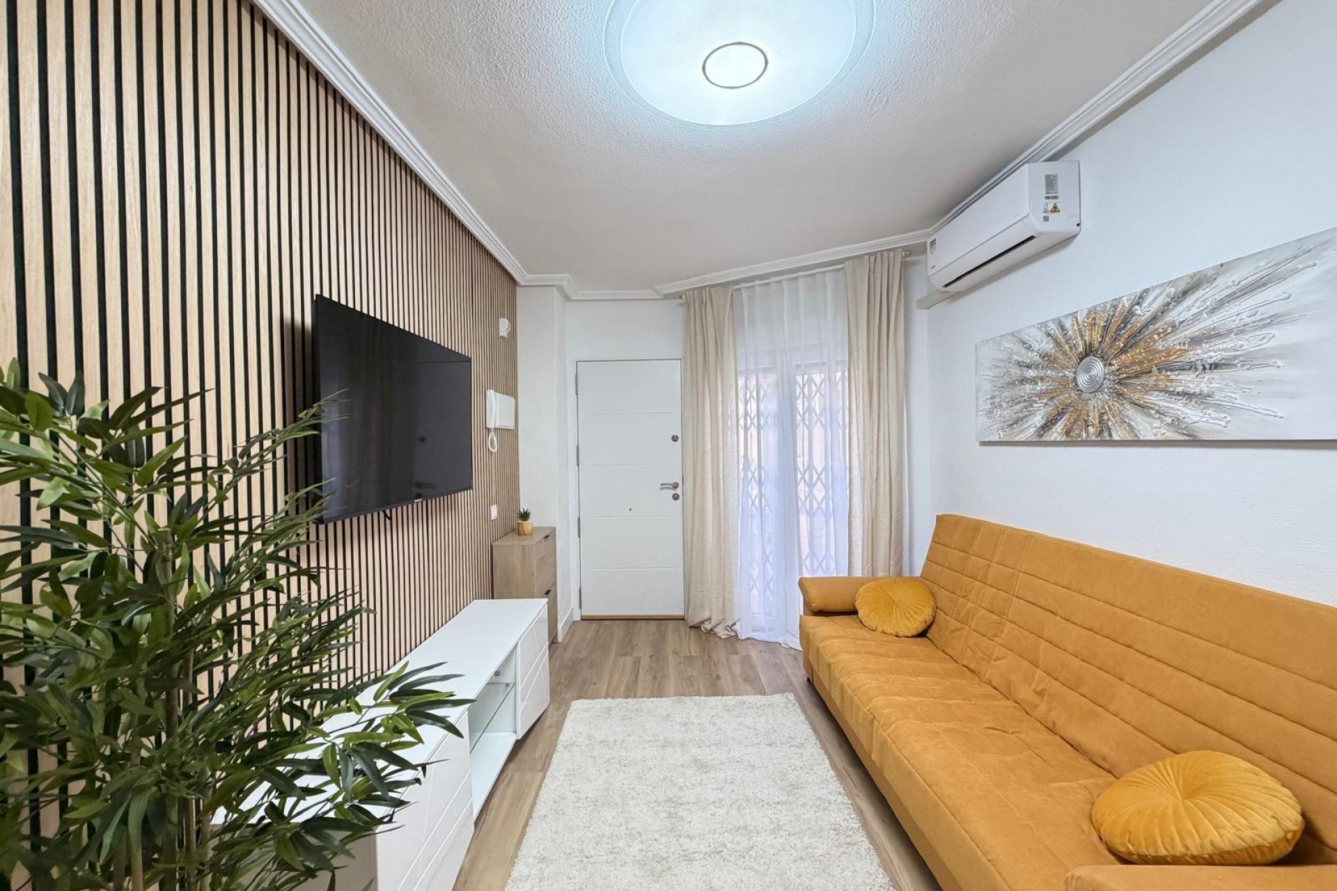 Te koop - Apartamento -
Torrevieja - Playa de los locos