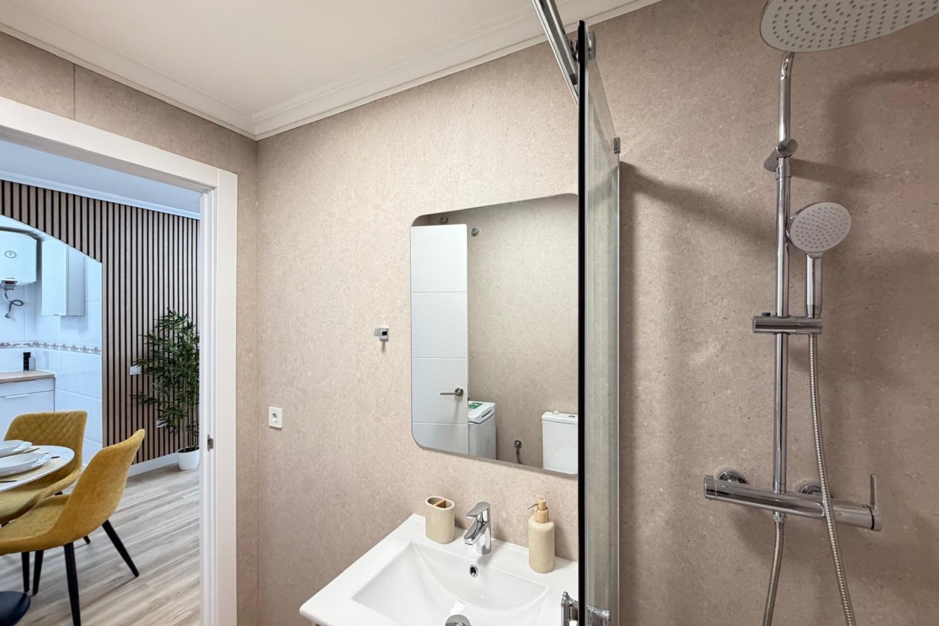Te koop - Apartamento -
Torrevieja - Playa de los locos