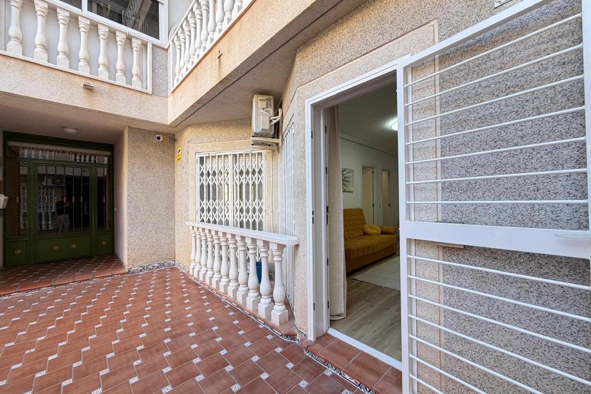 Te koop - Apartamento -
Torrevieja - Playa de los locos