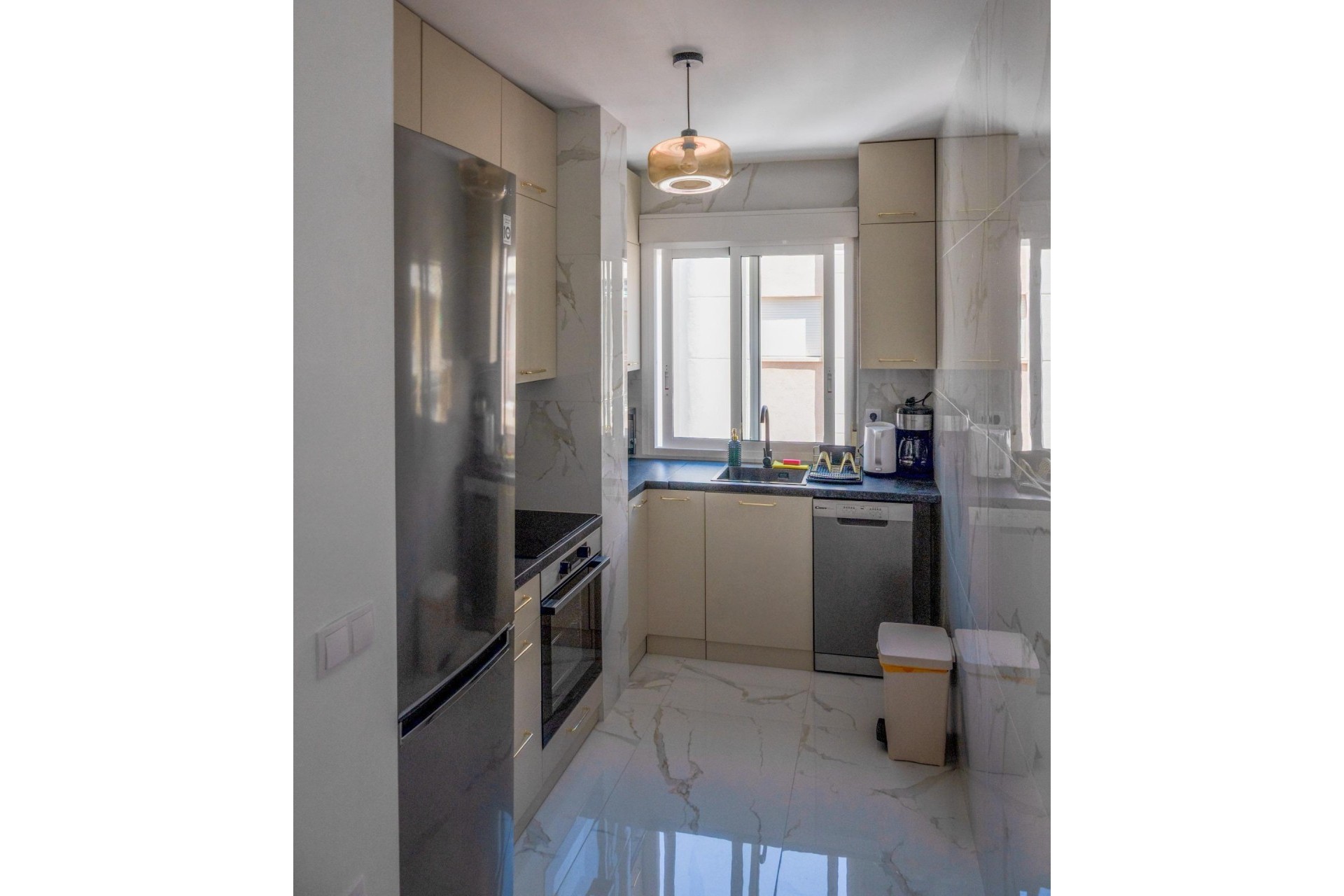 Te koop - Apartamento -
Torrevieja - Playa del cura