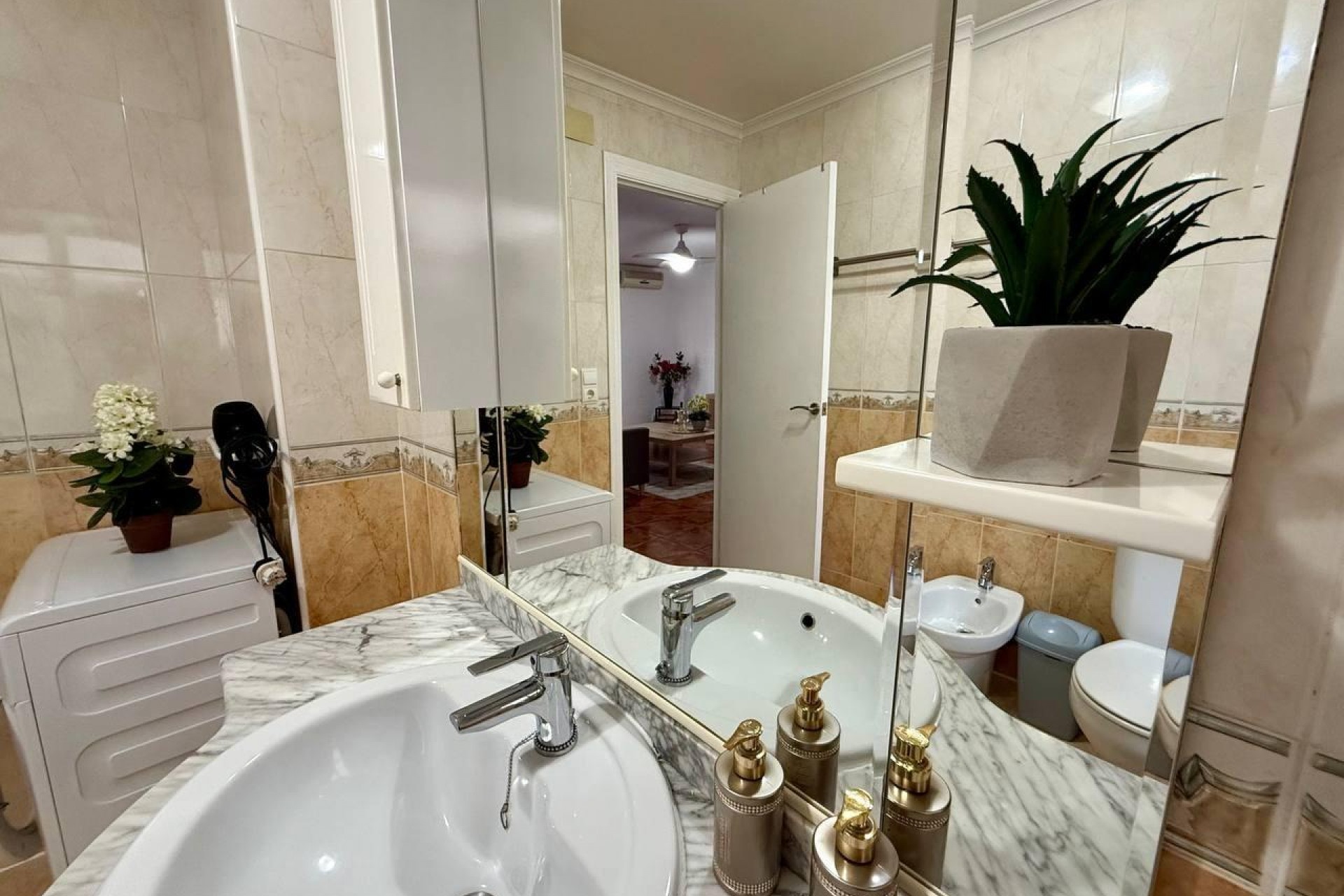 Te koop - Apartamento -
Torrevieja - Playa del cura