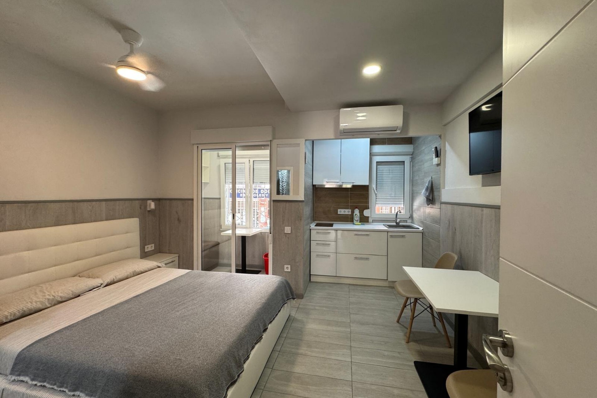 Te koop - Apartamento -
Torrevieja - Playa del cura