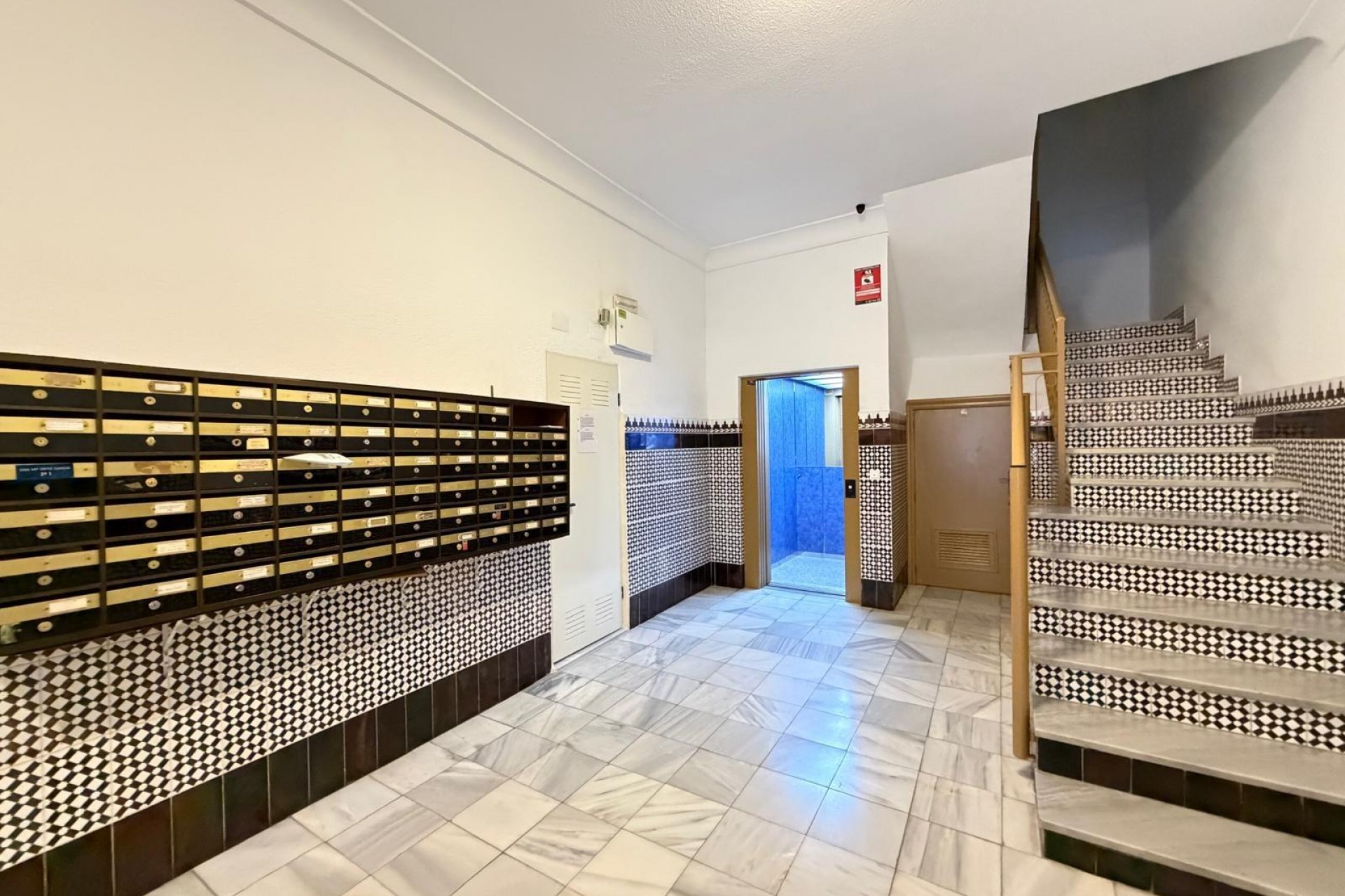 Te koop - Apartamento -
Torrevieja - Playa del cura