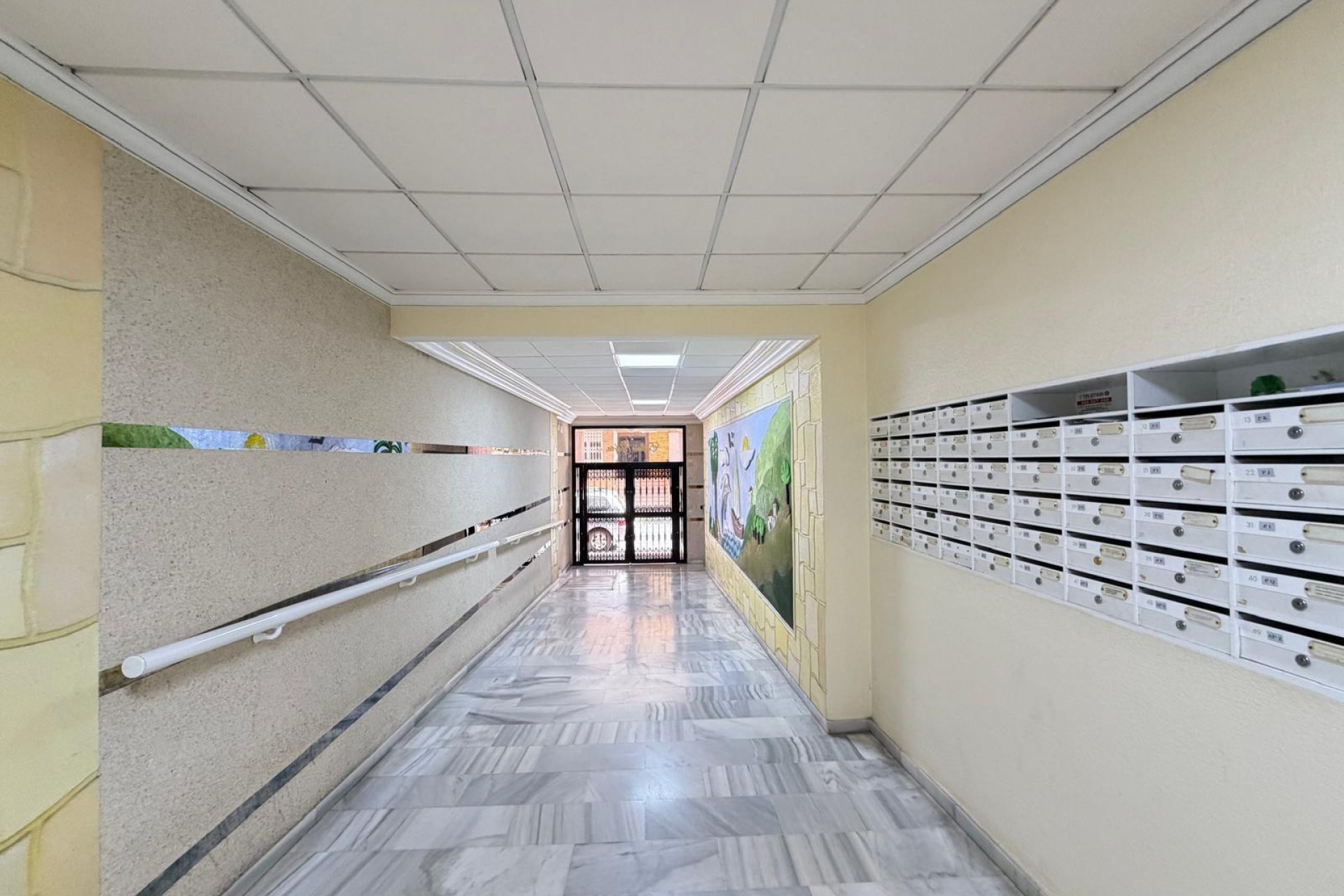 Te koop - Apartamento -
Torrevieja - Playa del cura