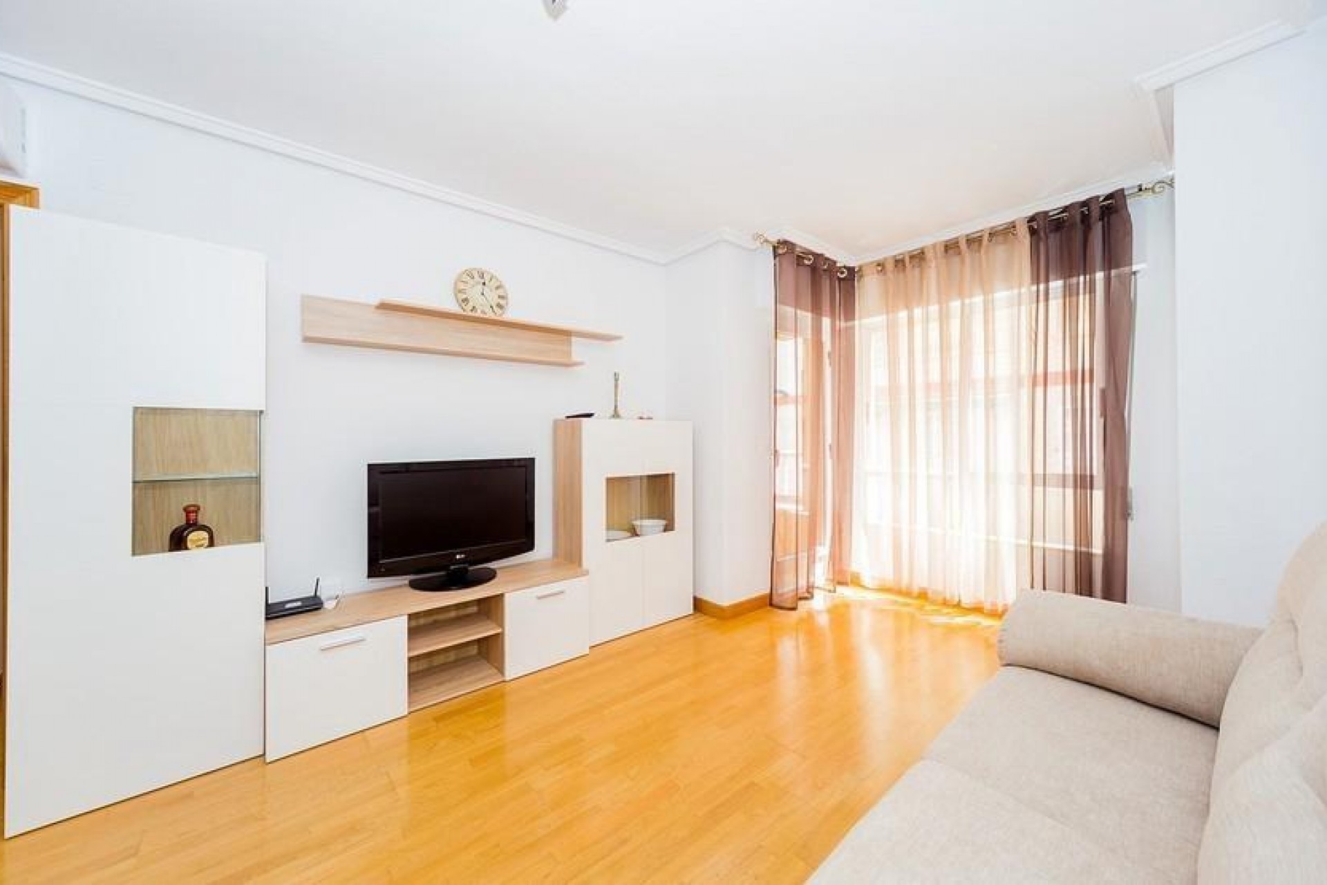 Te koop - Apartamento -
Torrevieja - Playa del cura