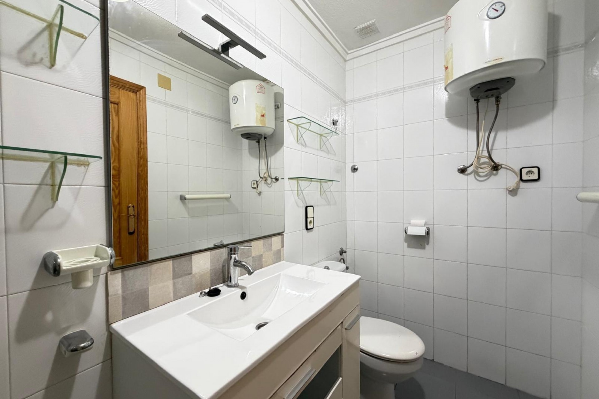 Te koop - Apartamento -
Torrevieja - Playa del cura