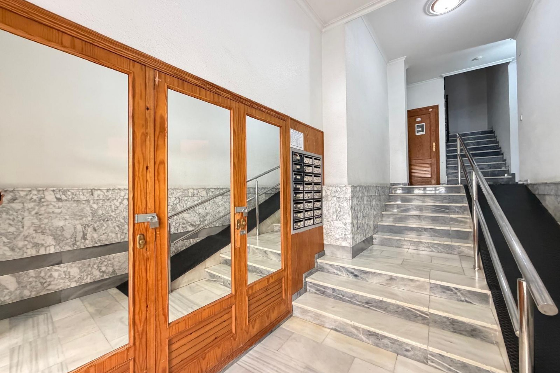 Te koop - Apartamento -
Torrevieja - Playa del cura