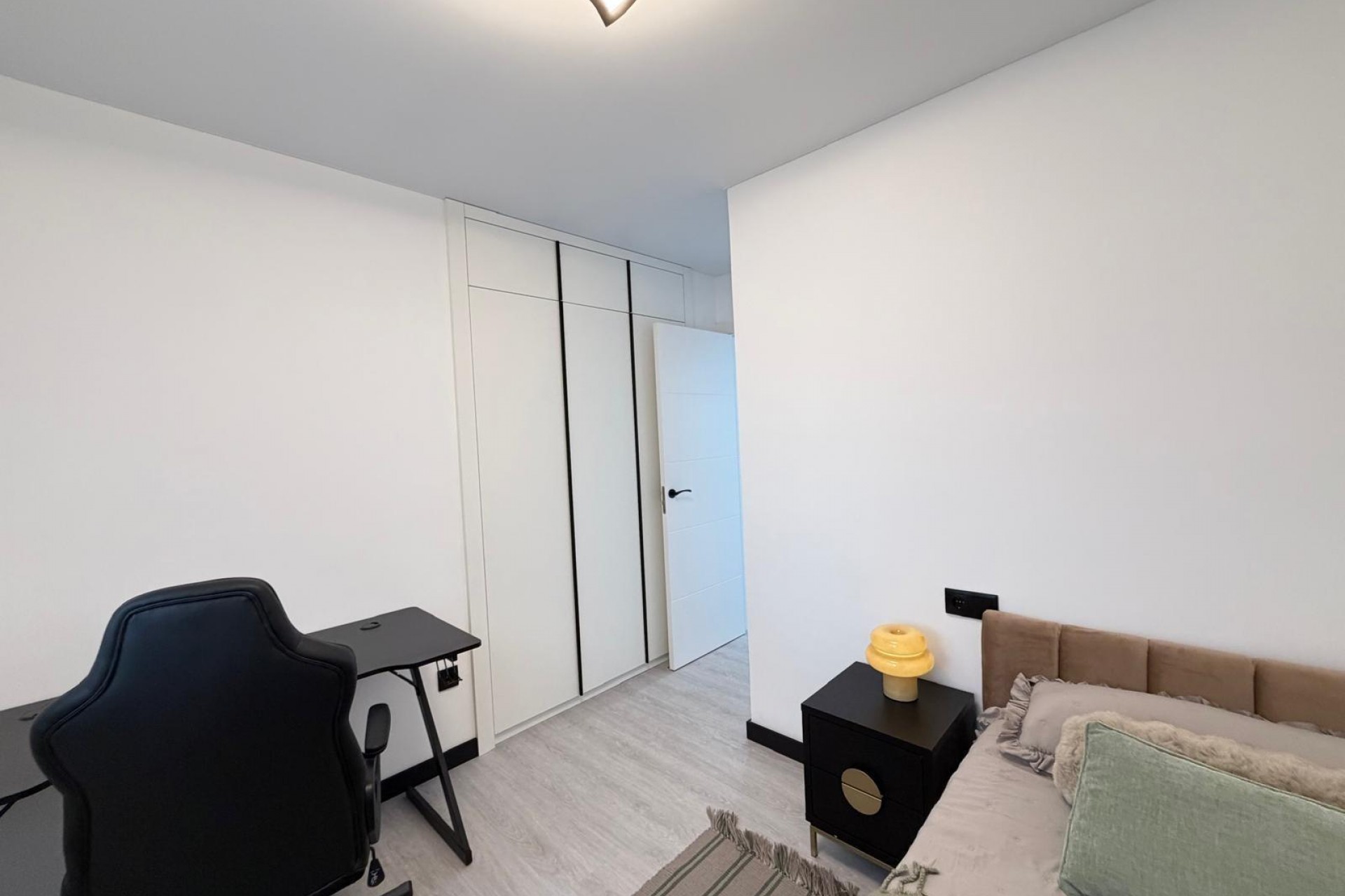Te koop - Apartamento -
Torrevieja - Playa del cura