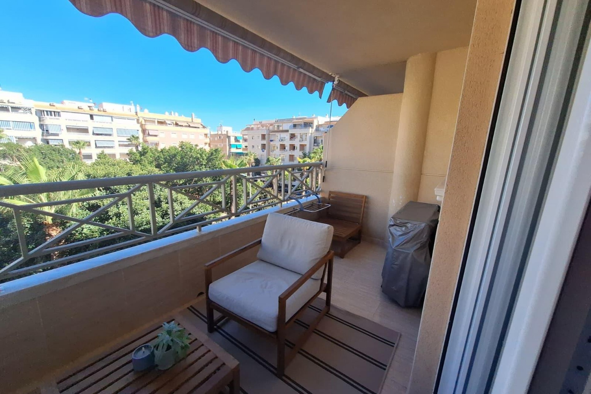 Te koop - Apartamento -
Torrevieja - Playa del cura