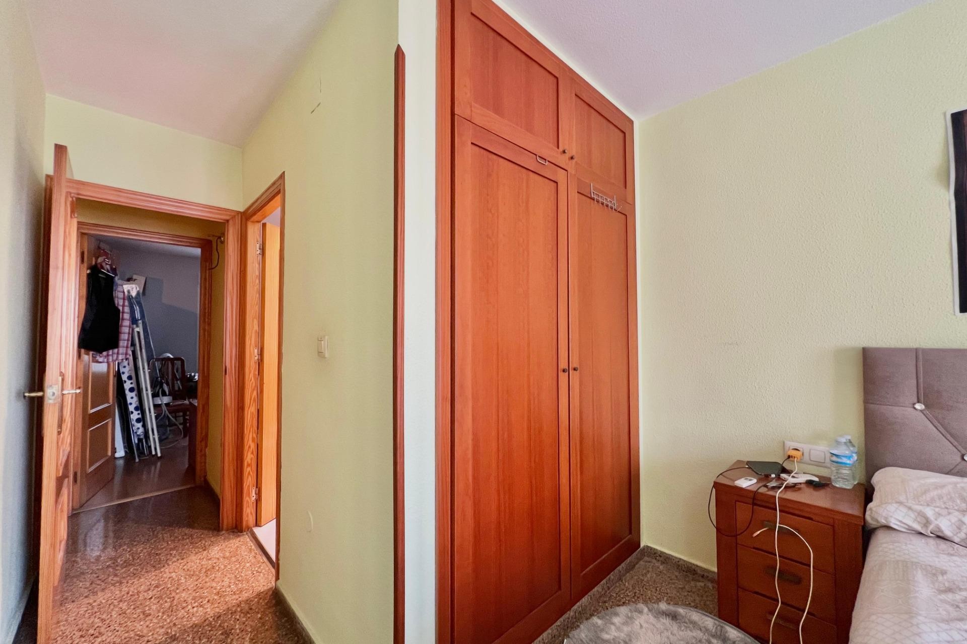 Te koop - Apartamento -
Torrevieja - Puerto Deportivo
