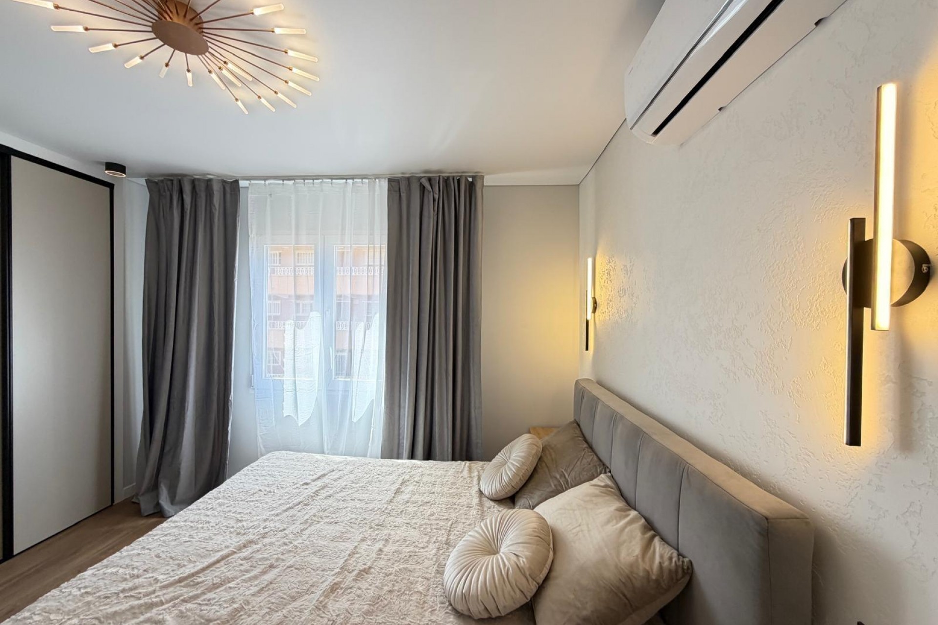 Te koop - Apartamento -
Torrevieja - Punta Prima