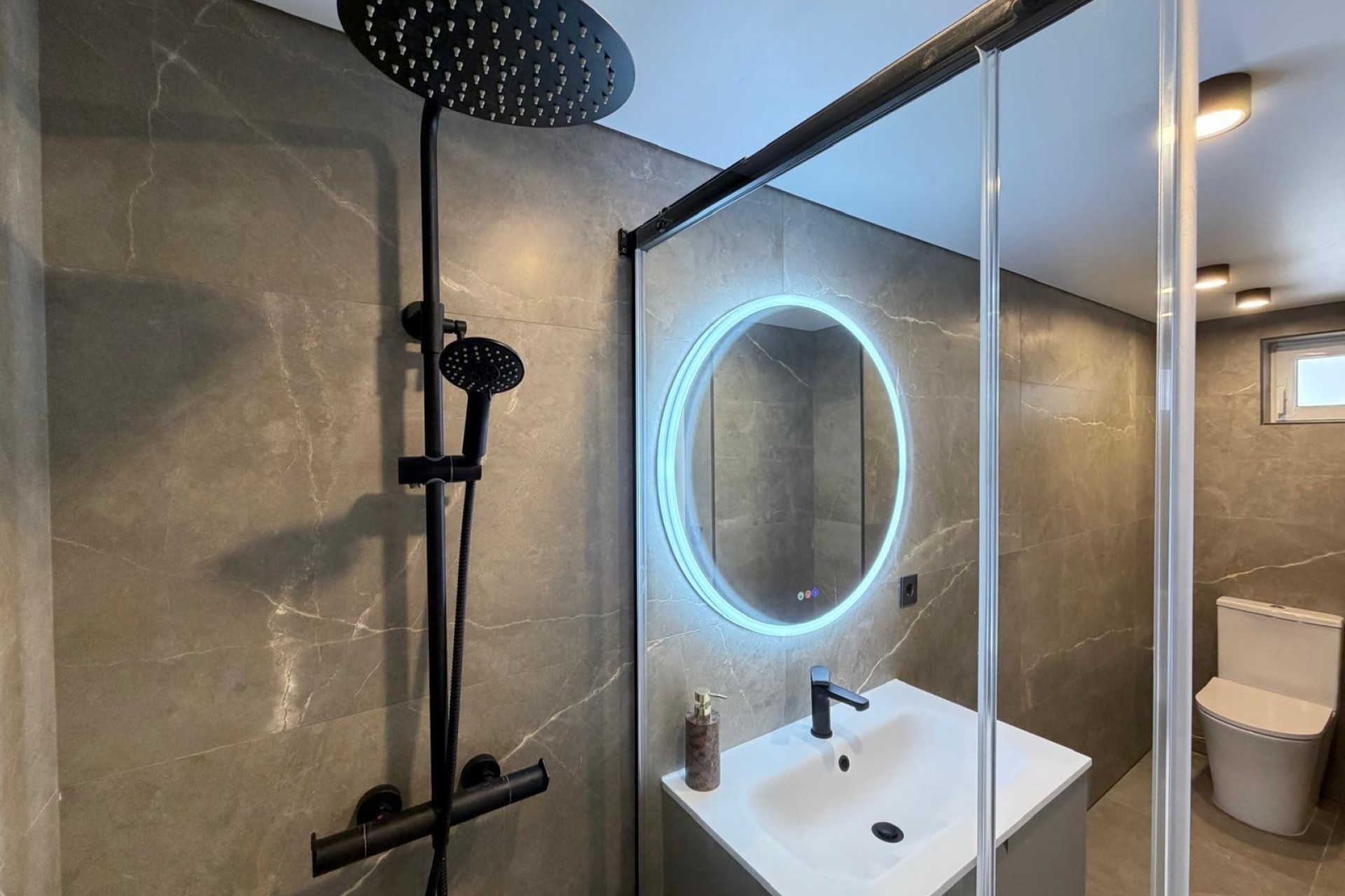 Te koop - Apartamento -
Torrevieja - Punta Prima