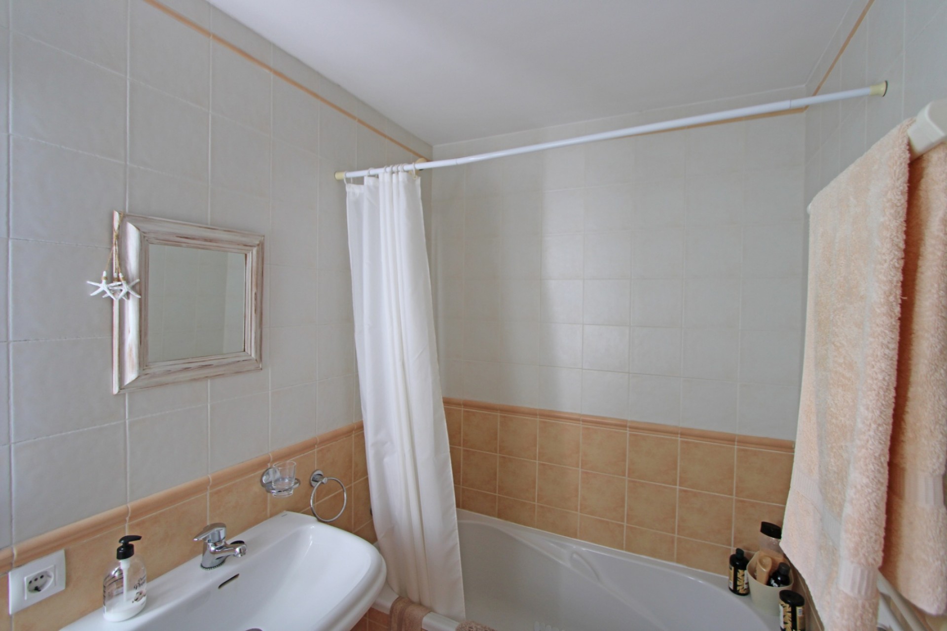 Te koop - Appartement -
Jalon