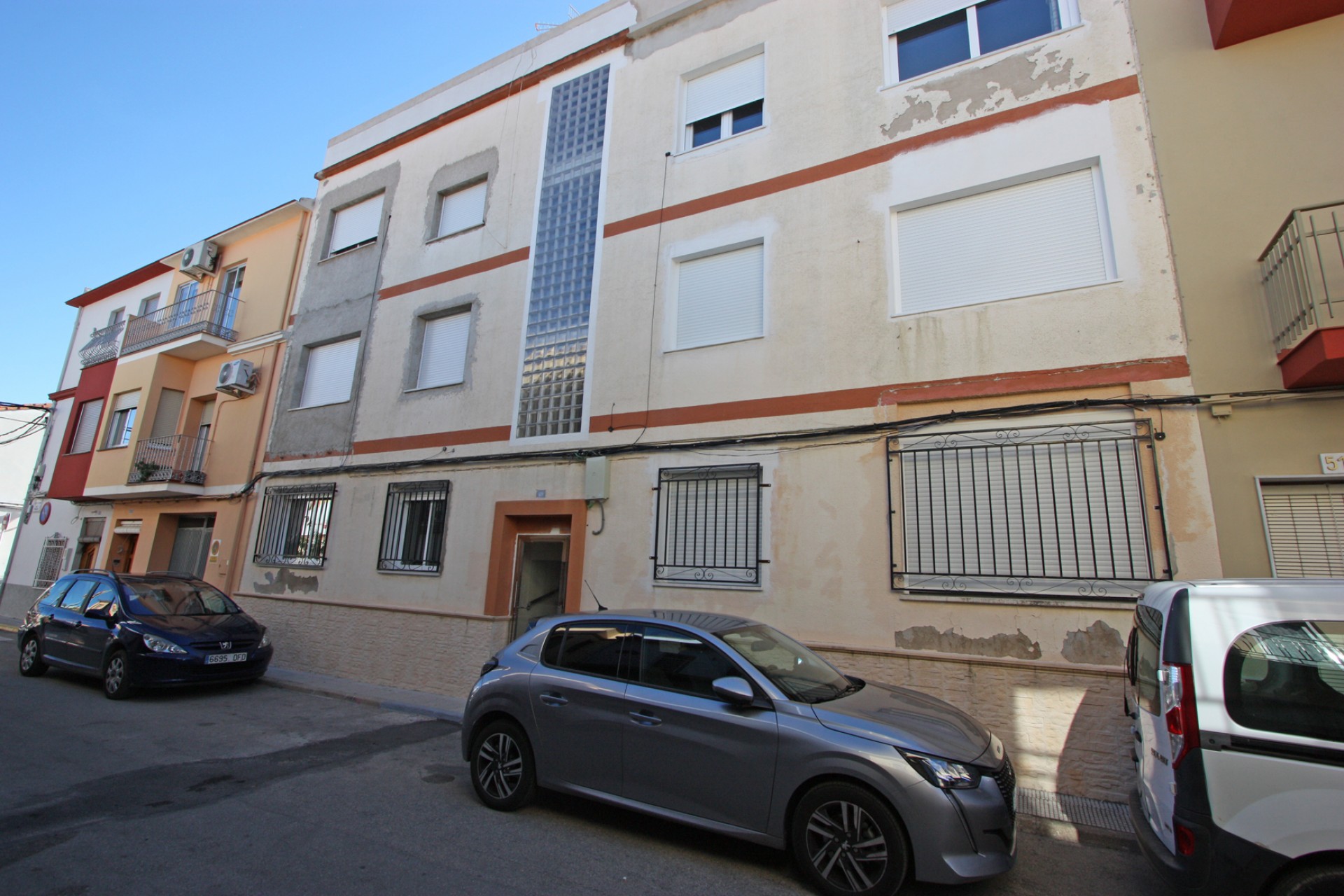 Te koop - Appartement -
Orba