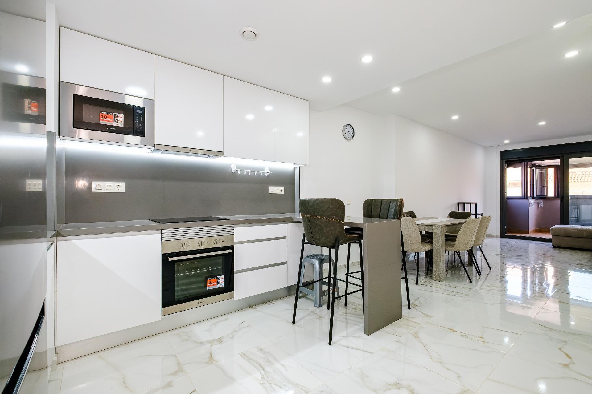 Te koop - Ático Dúplex -
Torrevieja - Playa del cura