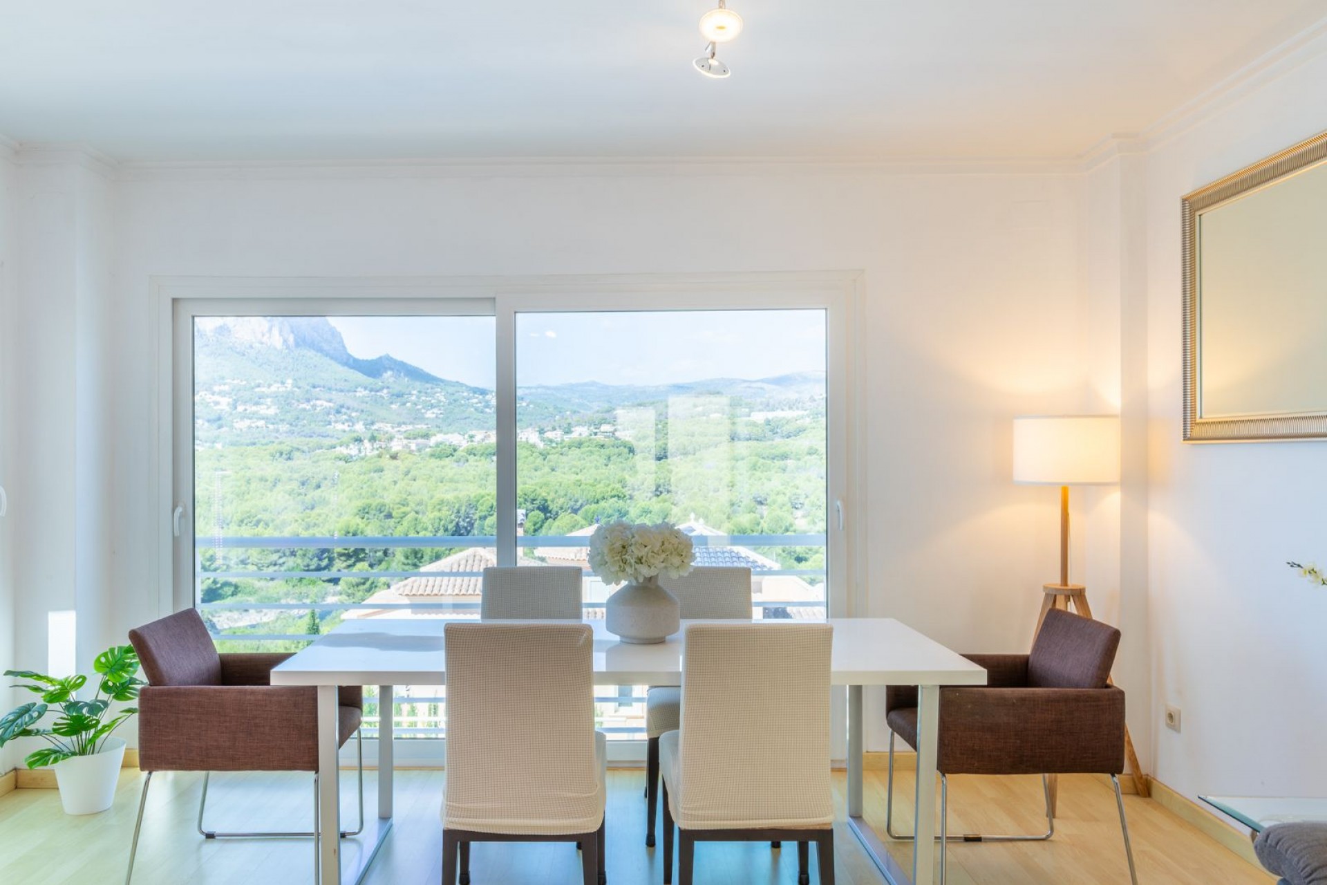 Te koop - Bungalow -
Calpe - Urbanización Casanova