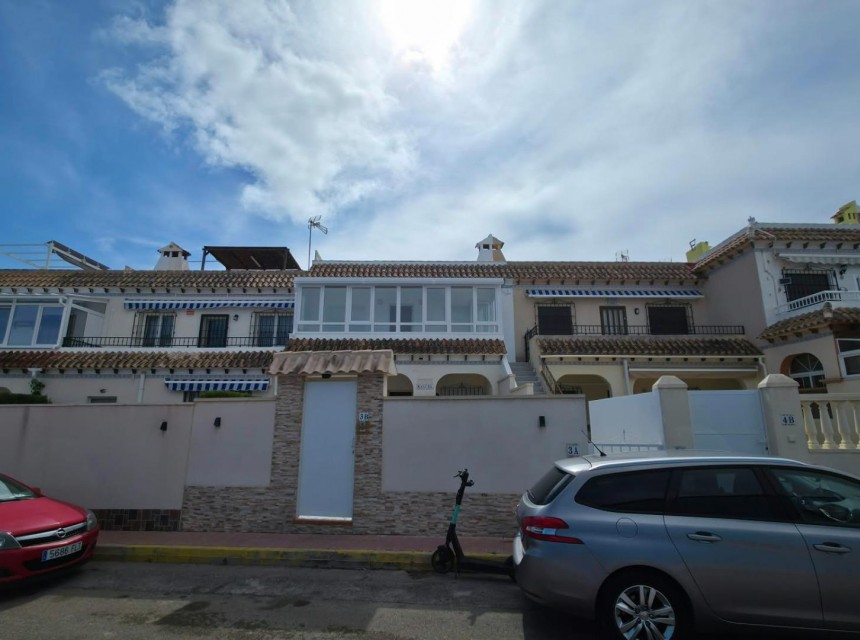 Te koop - Bungalow Planta Alta -
Torrevieja - Zona los Frutales
