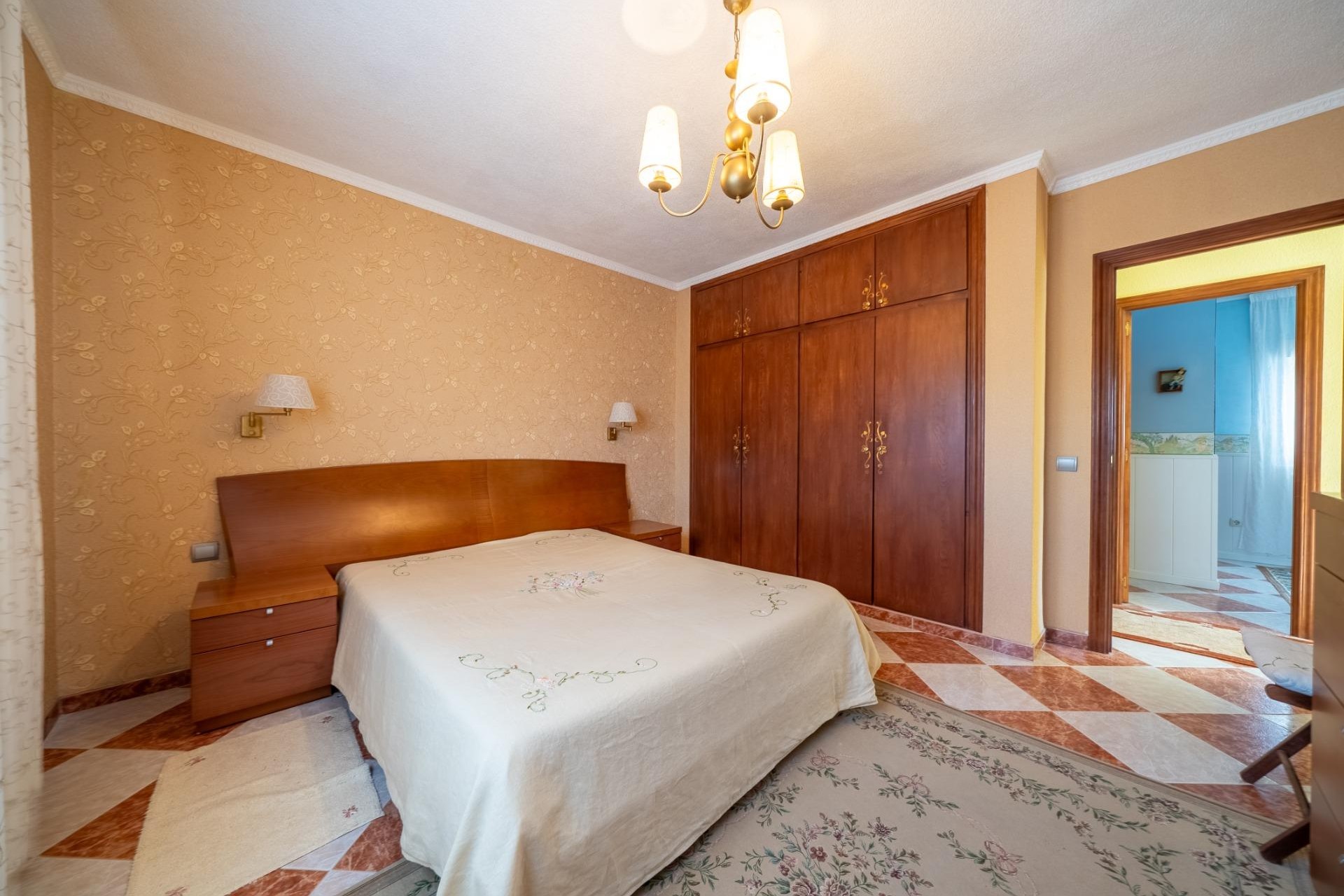 Te koop - Chalet -
San Martin de Valdeiglesias - Garnacho