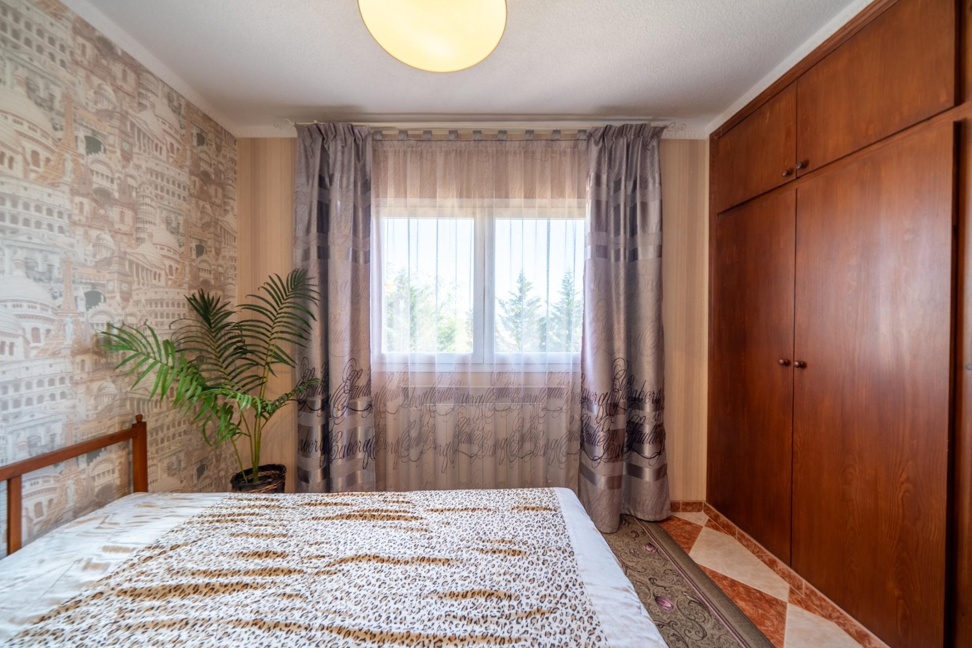 Te koop - Chalet -
San Martin de Valdeiglesias - Garnacho