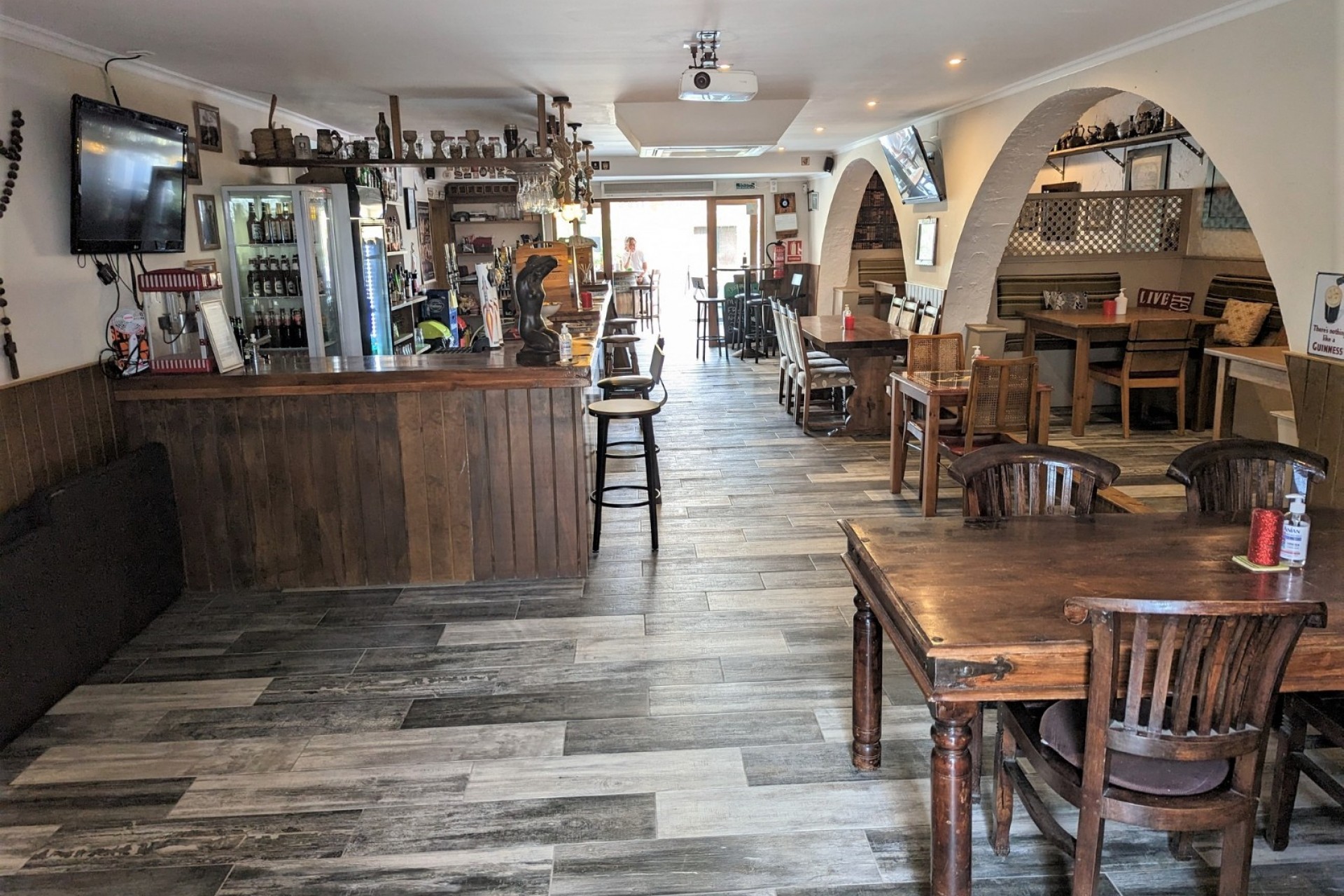 Te koop - Commercieel -
Moraira - La Cometa