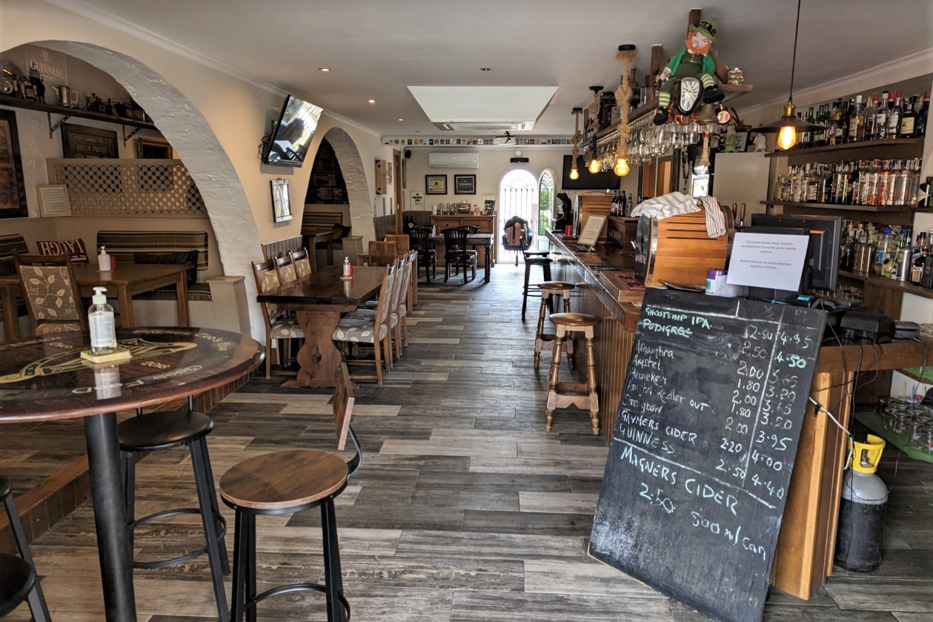 Te koop - Commercieel -
Moraira - La Cometa