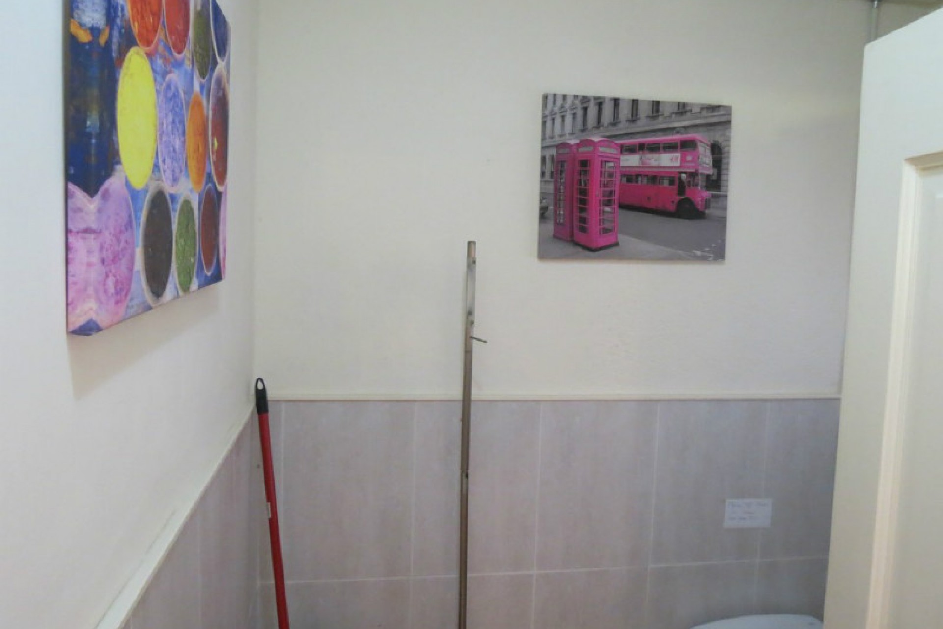 Te koop - Commercieel -
Moraira - Stadscentrum