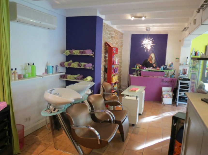 Te koop - Commercieel -
Moraira - Stadscentrum