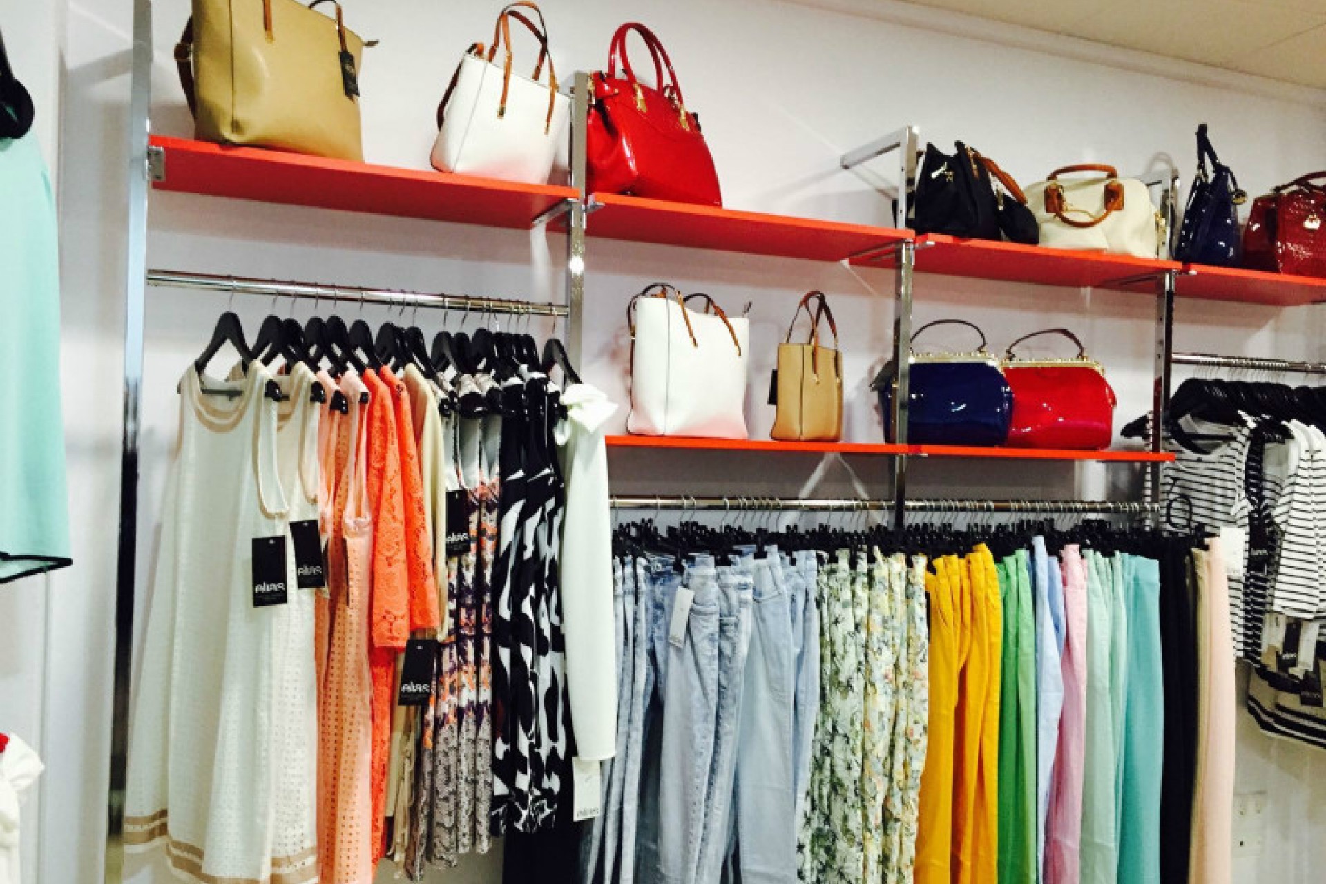 Te koop - Commercieel -
Moraira - Stadscentrum