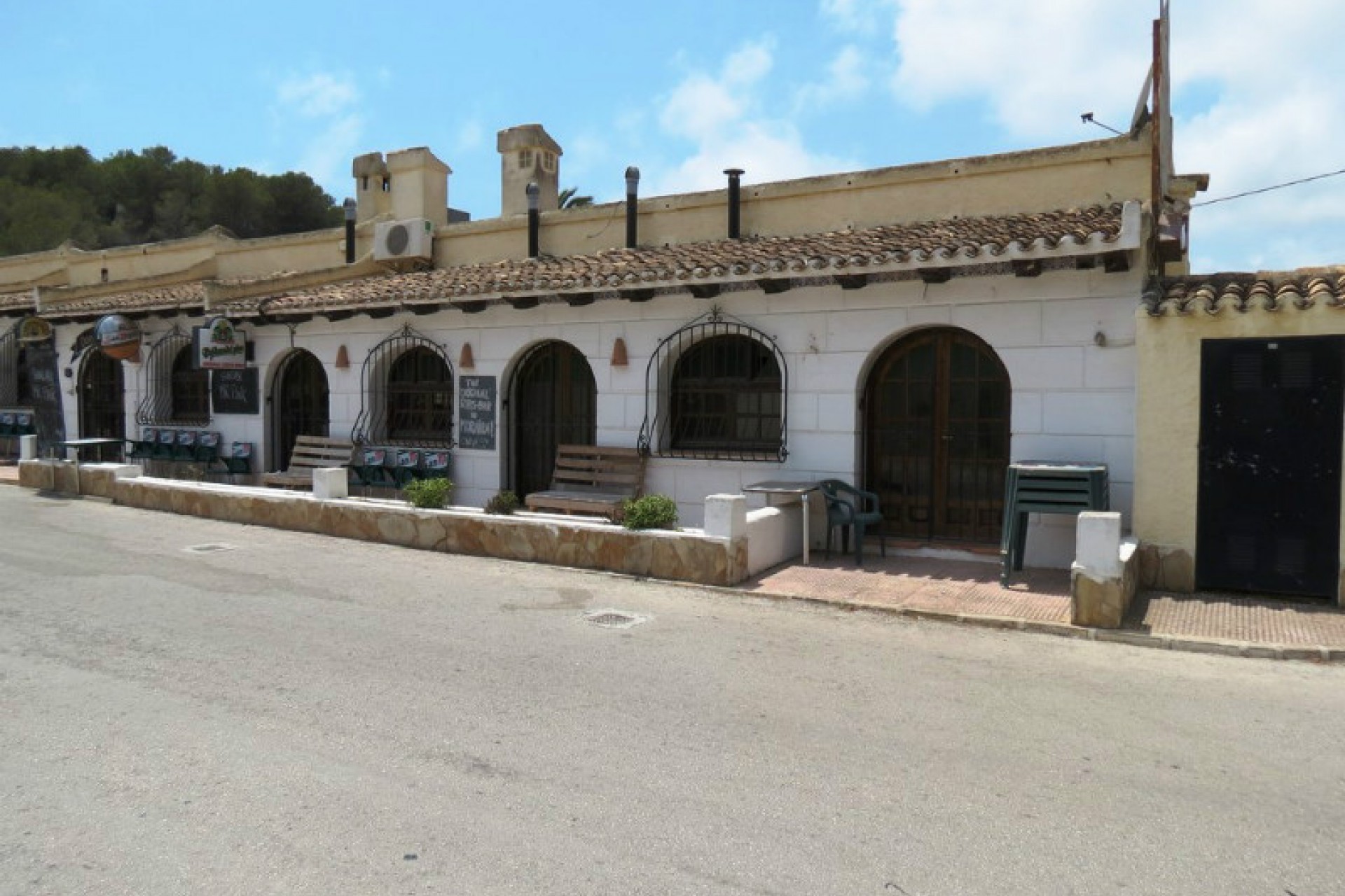 Te koop - Commercieel -
Moraira