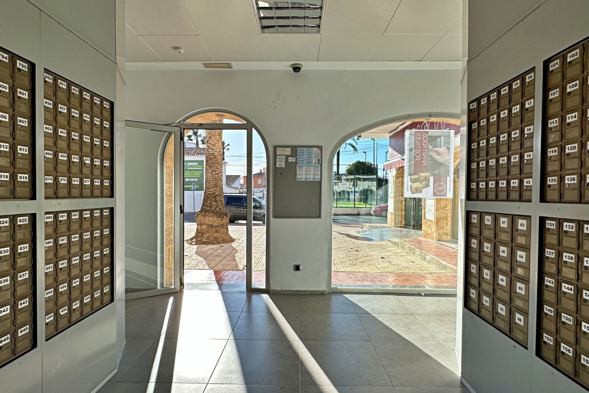 Te koop - Commercieel vastgoed -
Javea - Arenal