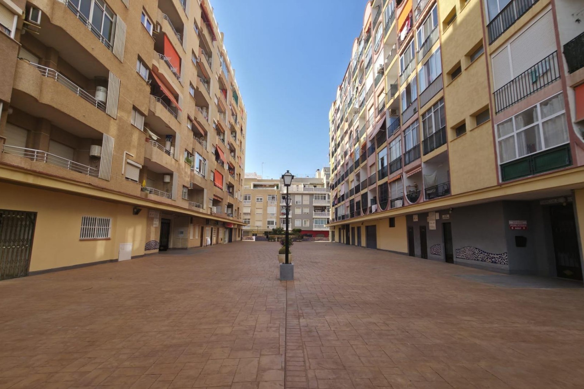 Te koop - Estudio -
Torrevieja - Playa del cura