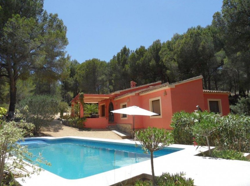 Te koop - Finca / Landhuis -
Alfaz del Pi