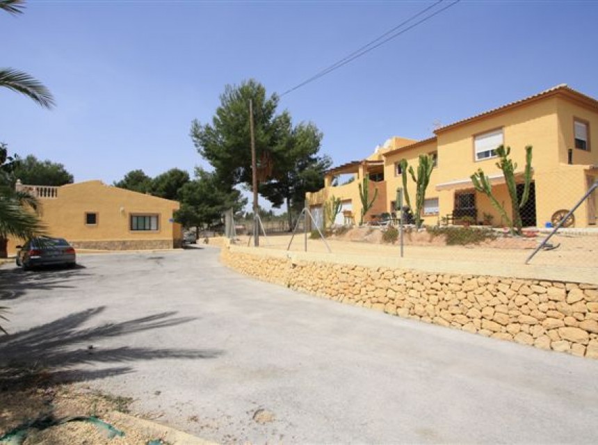 Te koop - Finca / Landhuis -
Alfaz del Pi