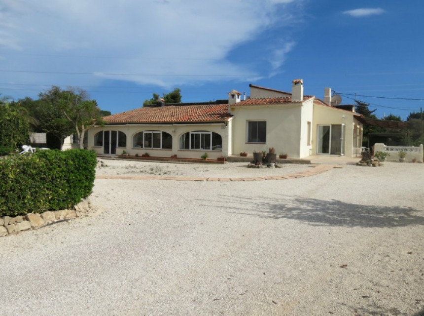 Te koop - Finca / Landhuis -
Benissa