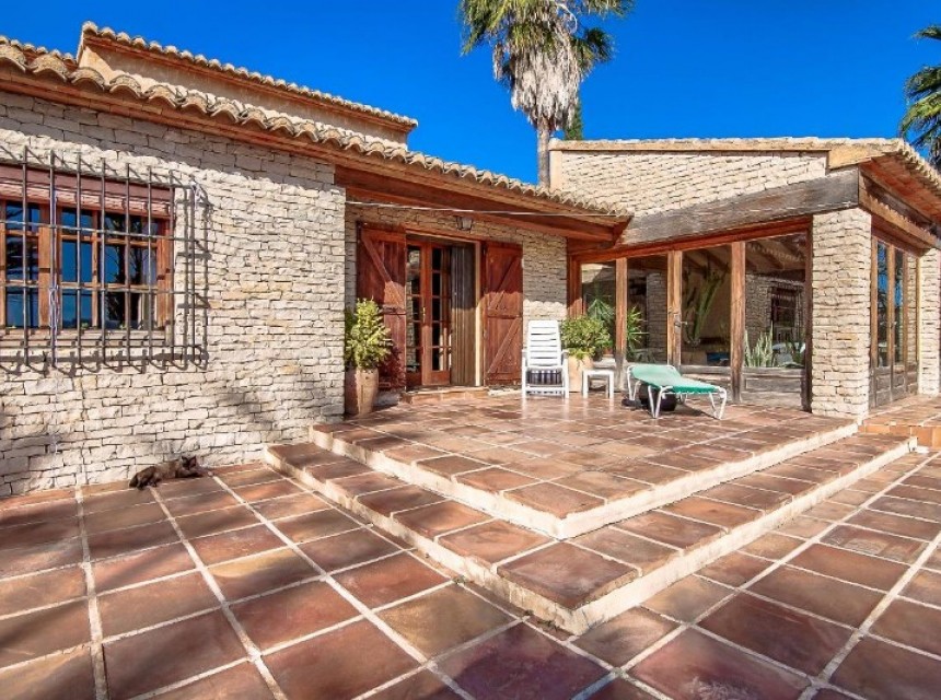 Te koop - Finca / Landhuis -
Benissa