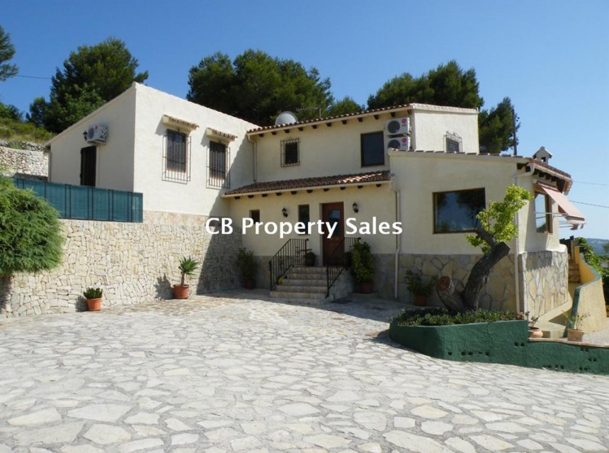 Te koop - Finca / Landhuis -
Benitachell