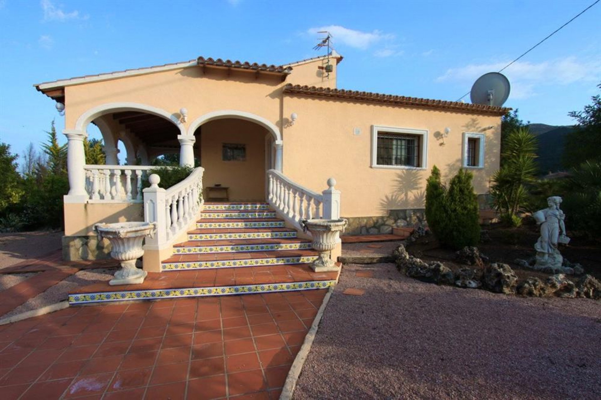 Te koop - Finca / Landhuis -
Jalon