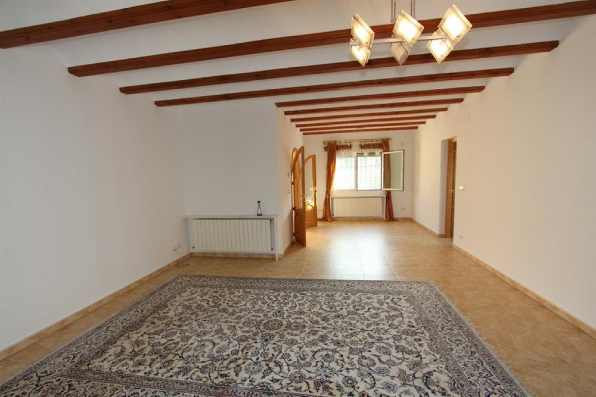 Te koop - Finca / Landhuis -
Jalon