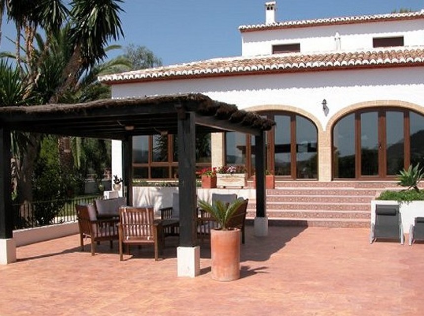 Te koop - Finca / Landhuis -
Javea