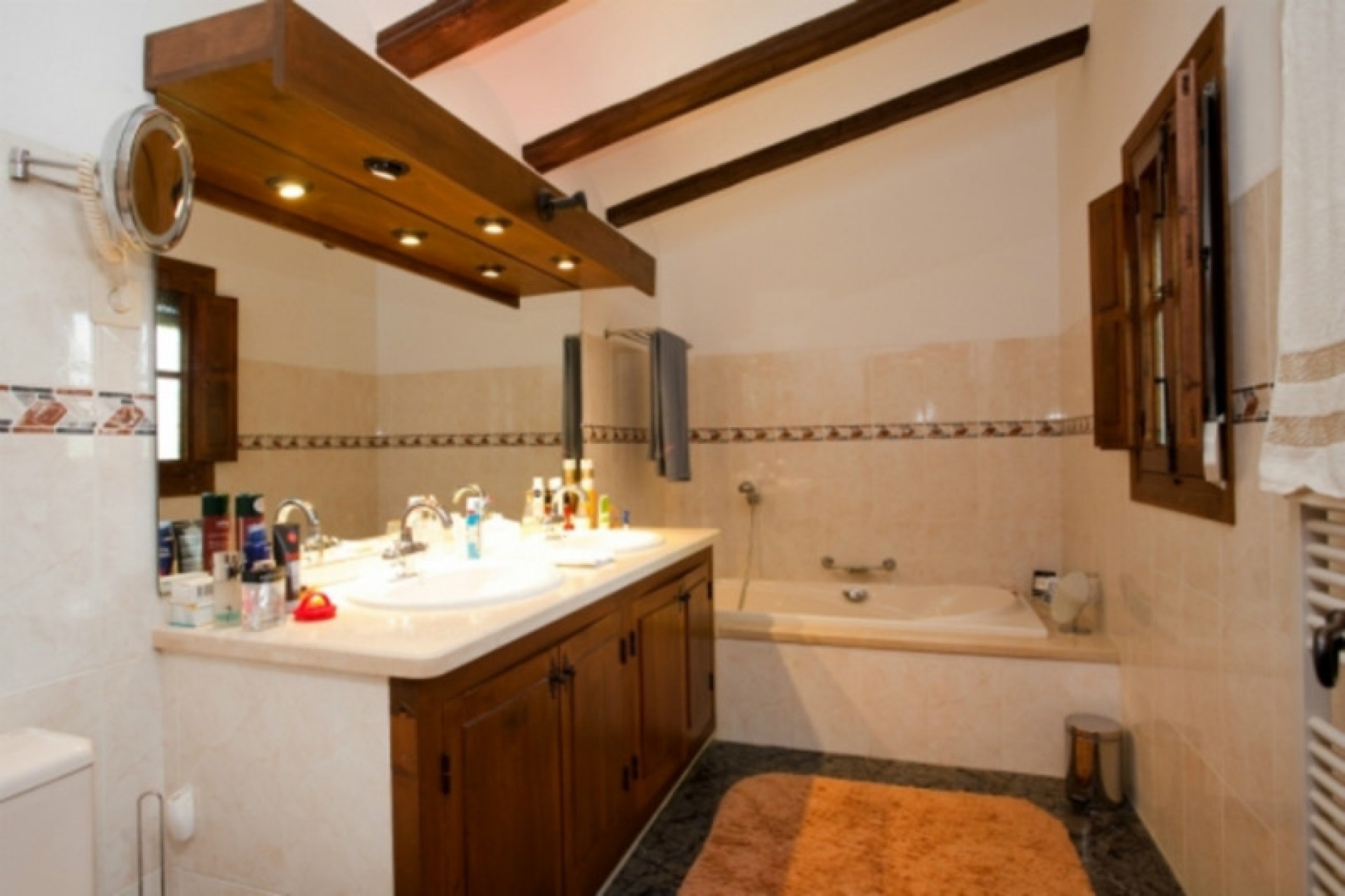 Te koop - Finca / Landhuis -
Javea