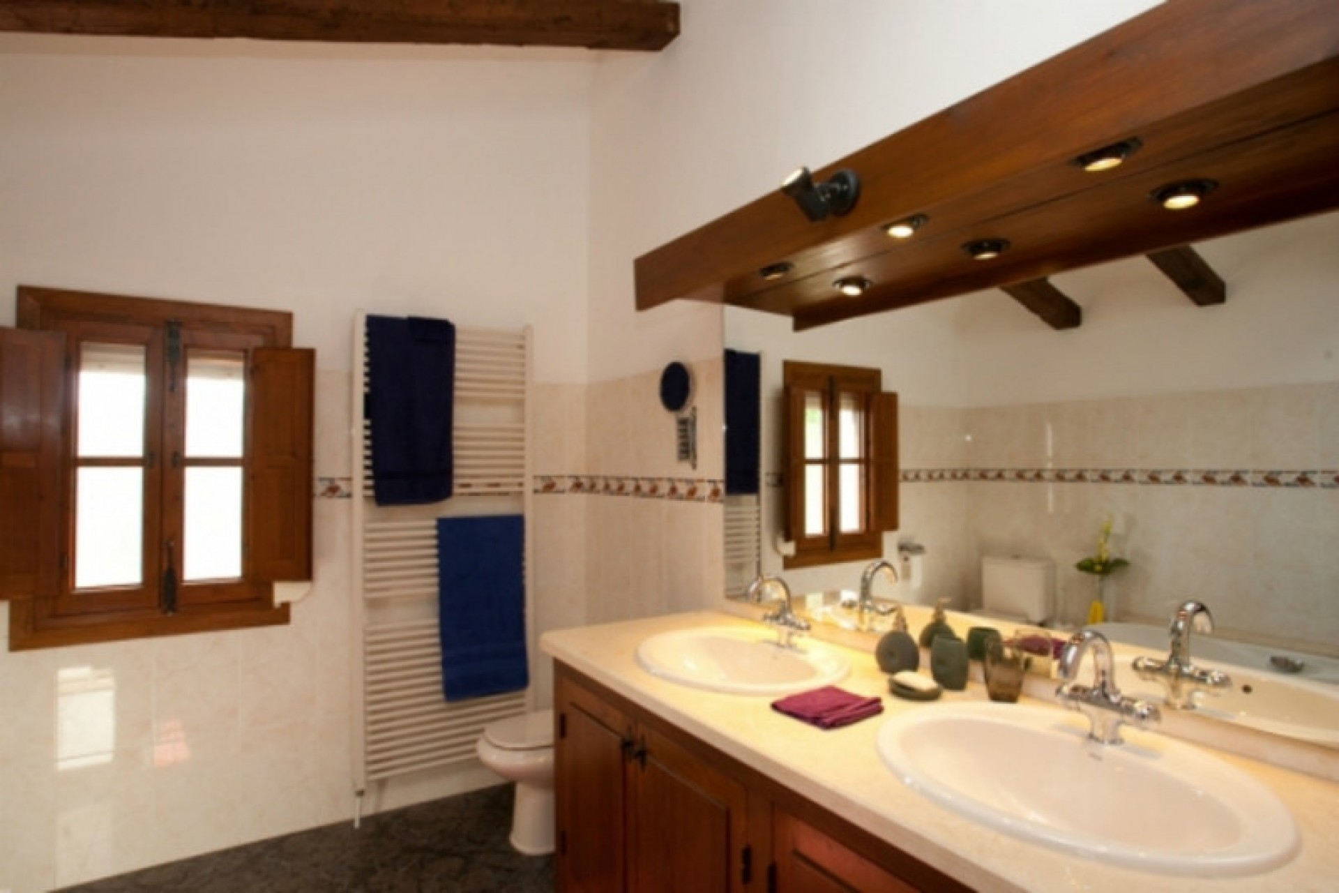 Te koop - Finca / Landhuis -
Javea