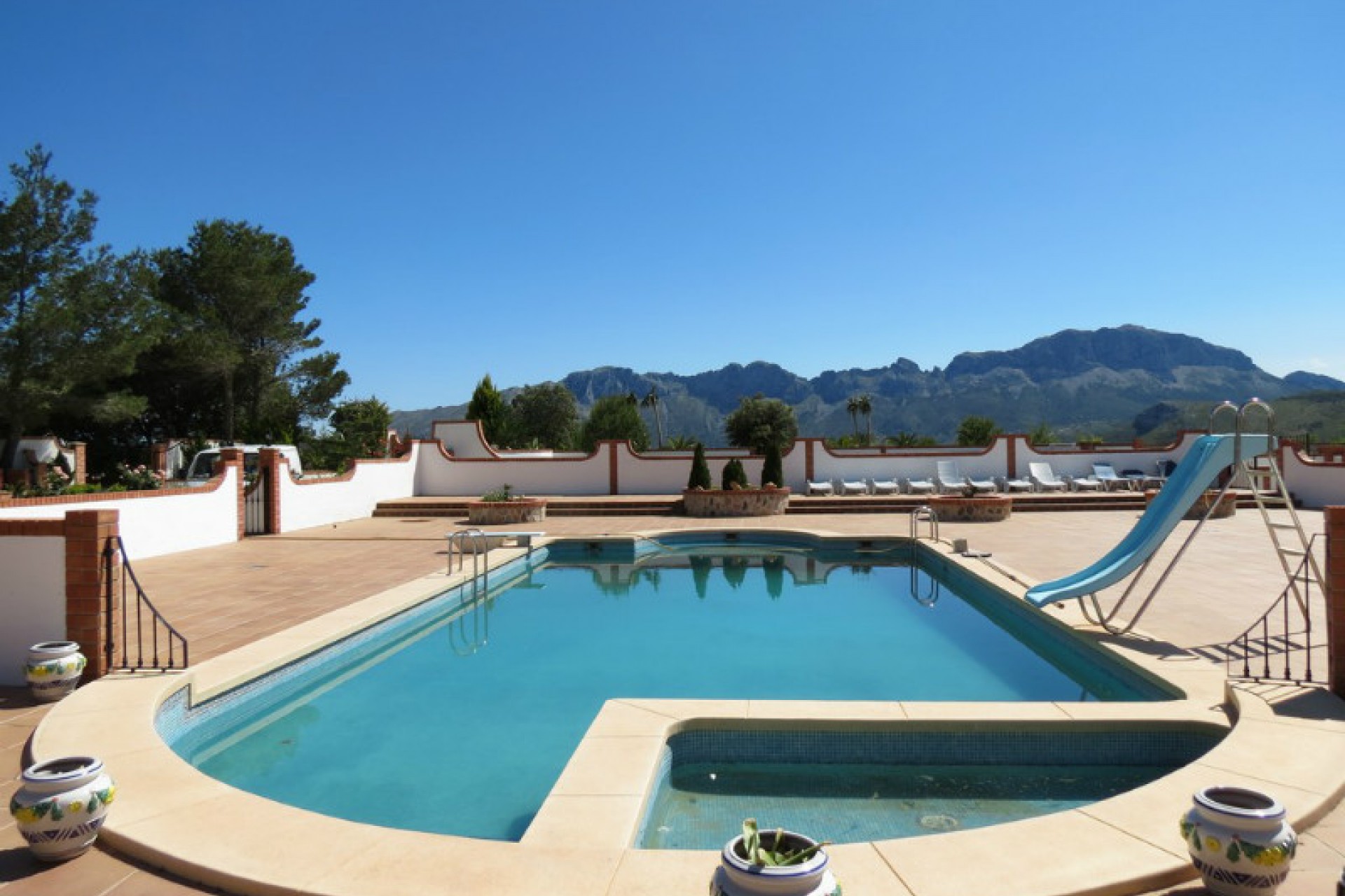 Te koop - Finca / Landhuis -
Lliber